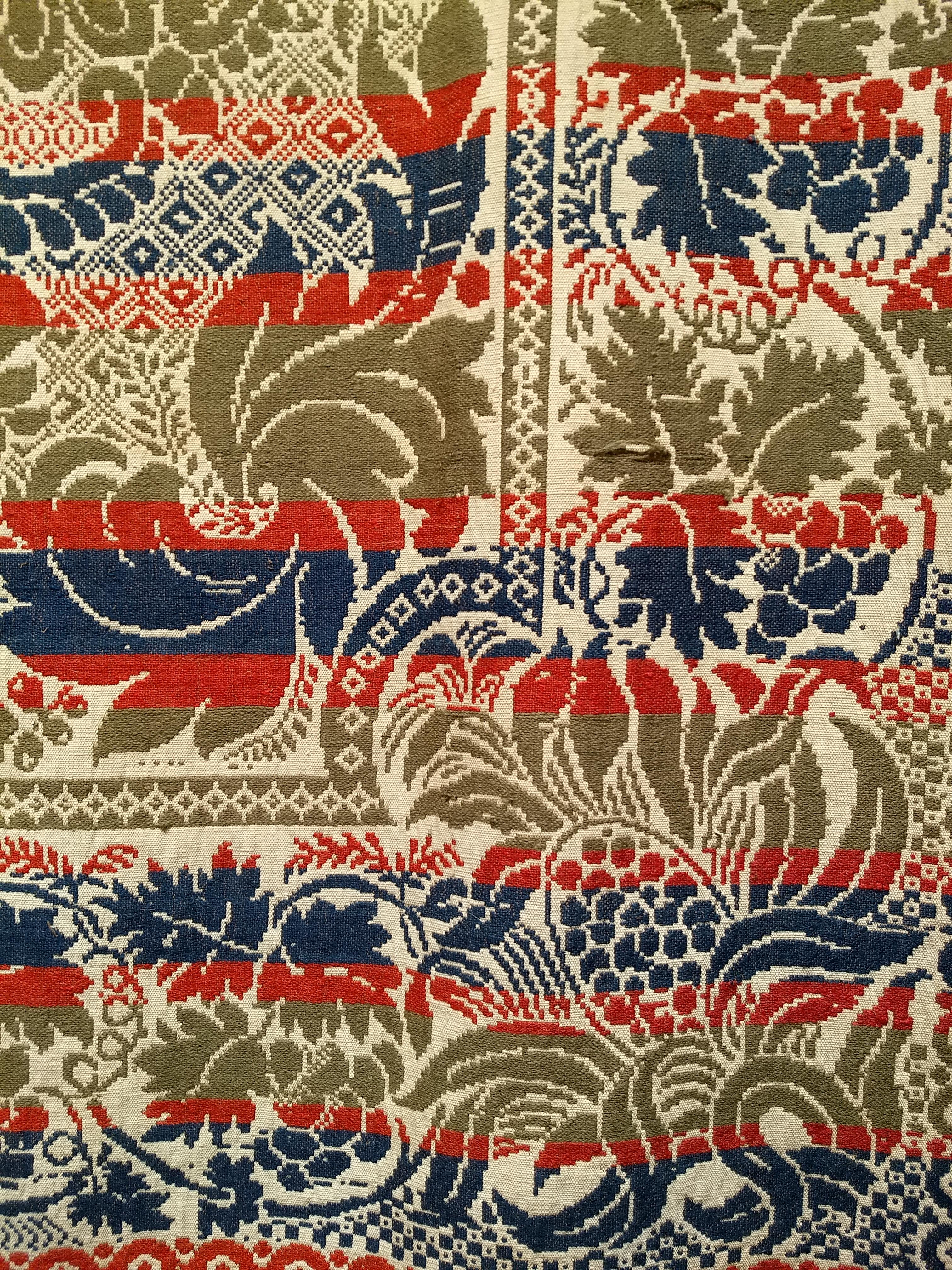 Wool 19th Century American Hand-Woven Four Color Coverlet in Red, Navy, Green, Ivory For Sale