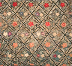 Tapis crocheté américain du 19e siècle ( 4'4" x 4'9")  - 132 x 145 )