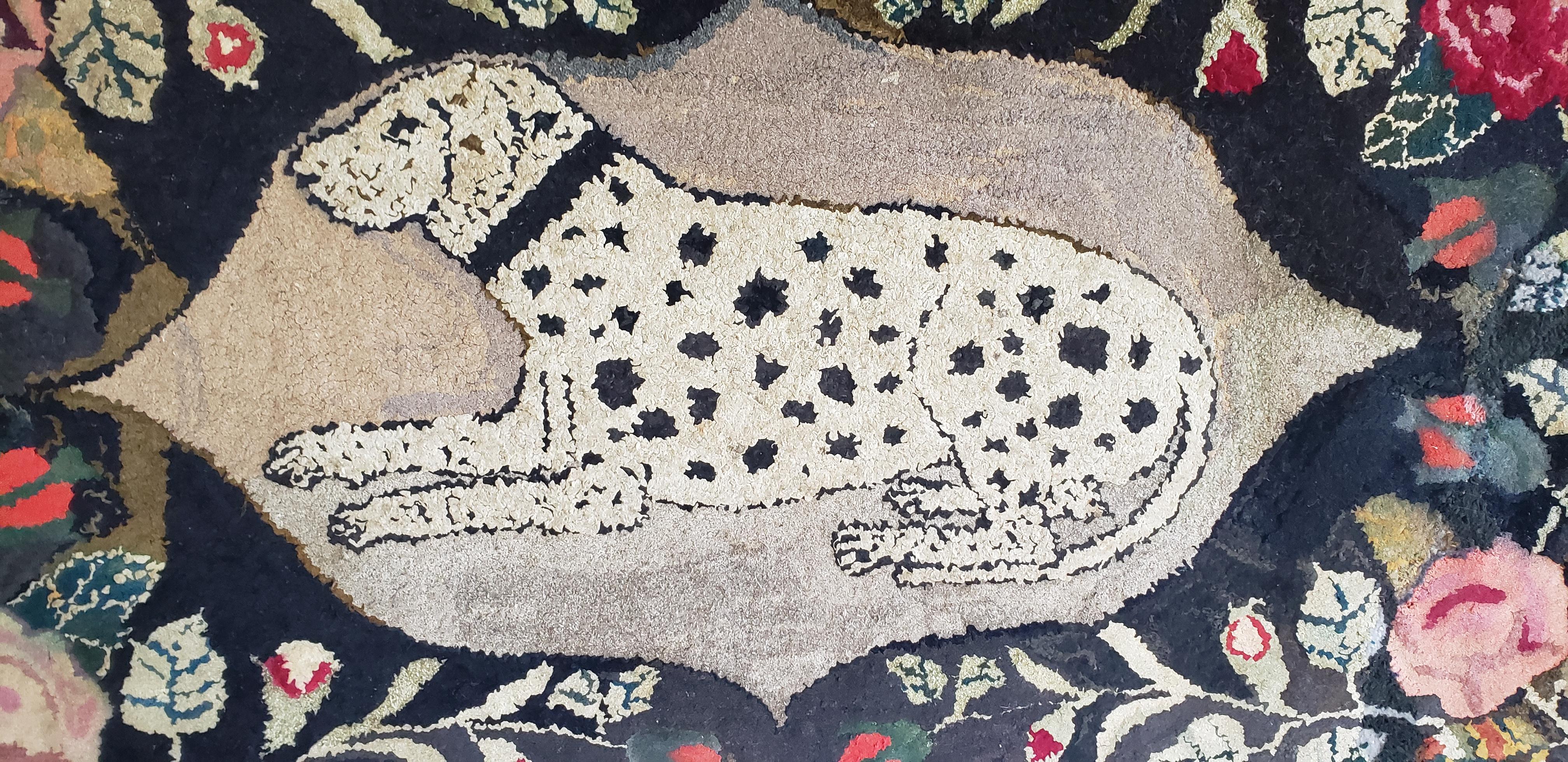 Amerikanischer Häkelteppich des 19. Jahrhunderts, der einen Dalmatiner darstellt im Angebot 7