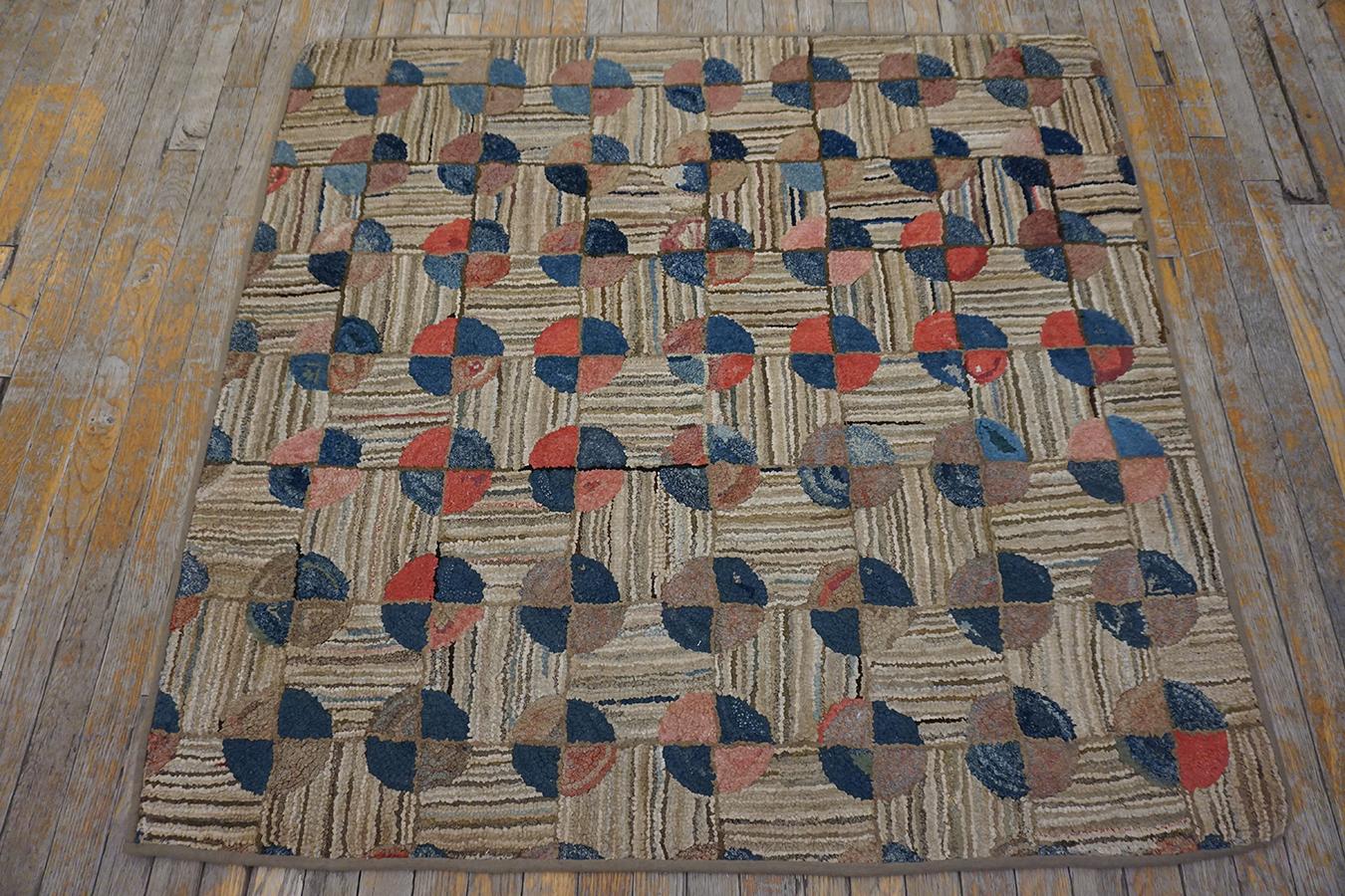Hand-Woven 19th Century American Hooked Rug For Sale