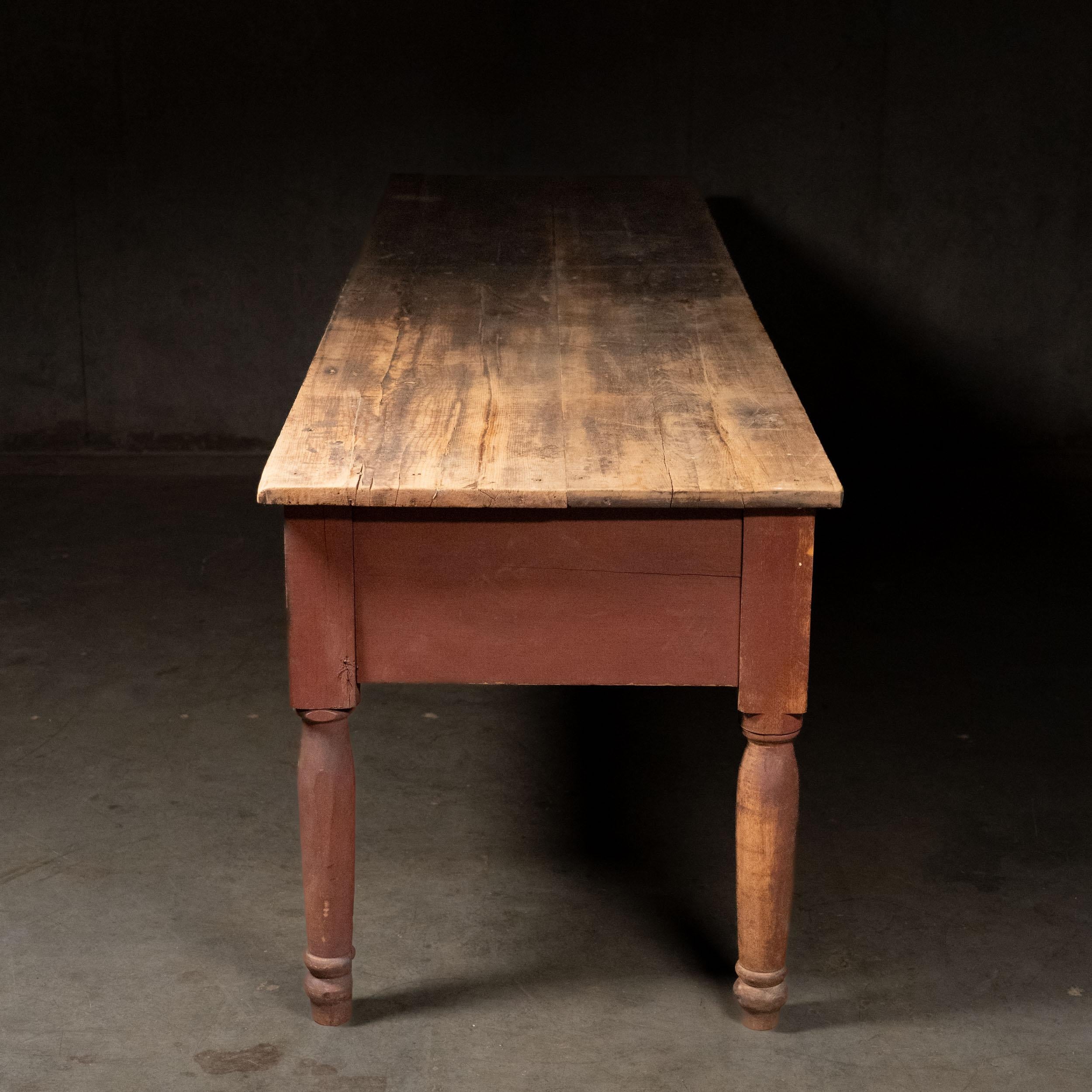 19th Century Large American Mercantile Farm Table In Good Condition For Sale In Surrey, BC