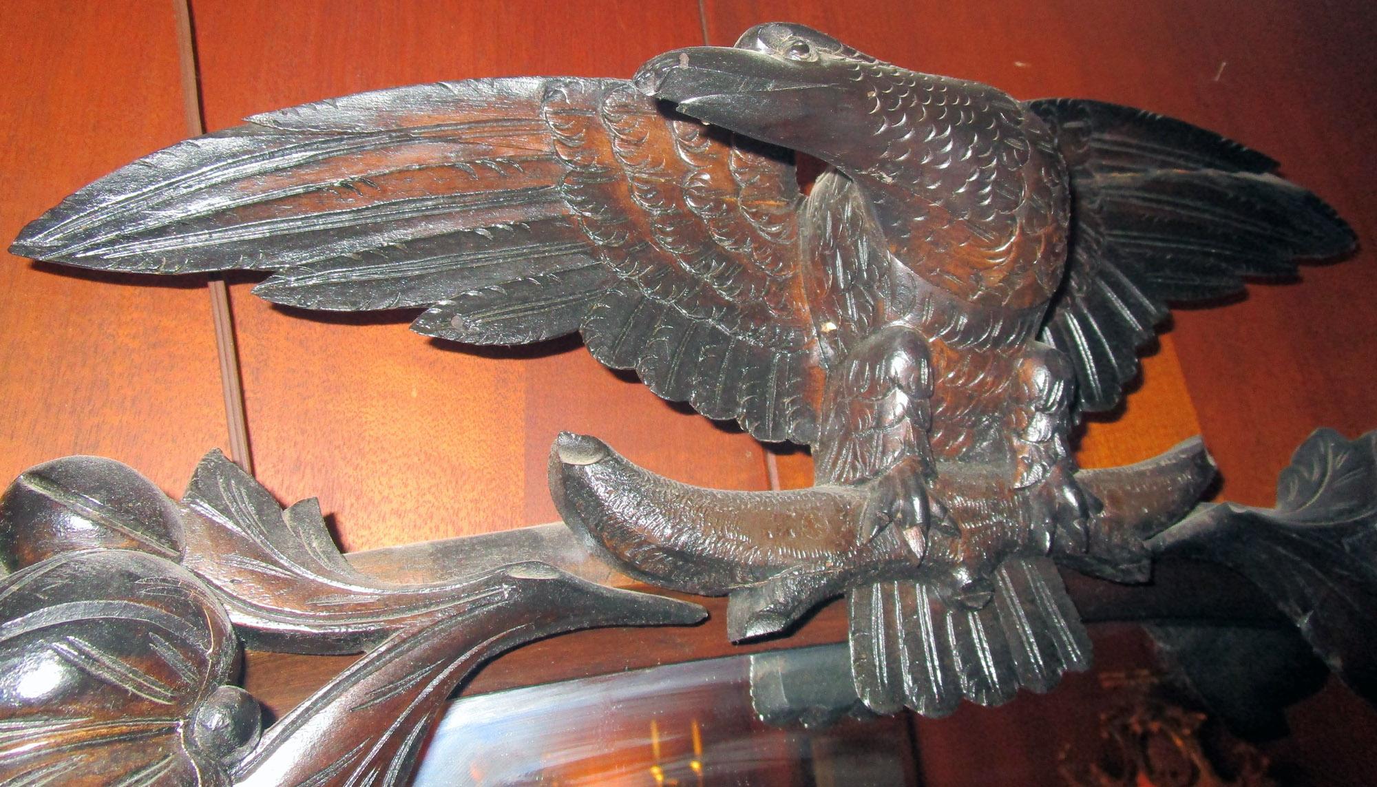 19th century American Monumental Mirrored Mahogany Sideboard with Carved Eagle For Sale 1