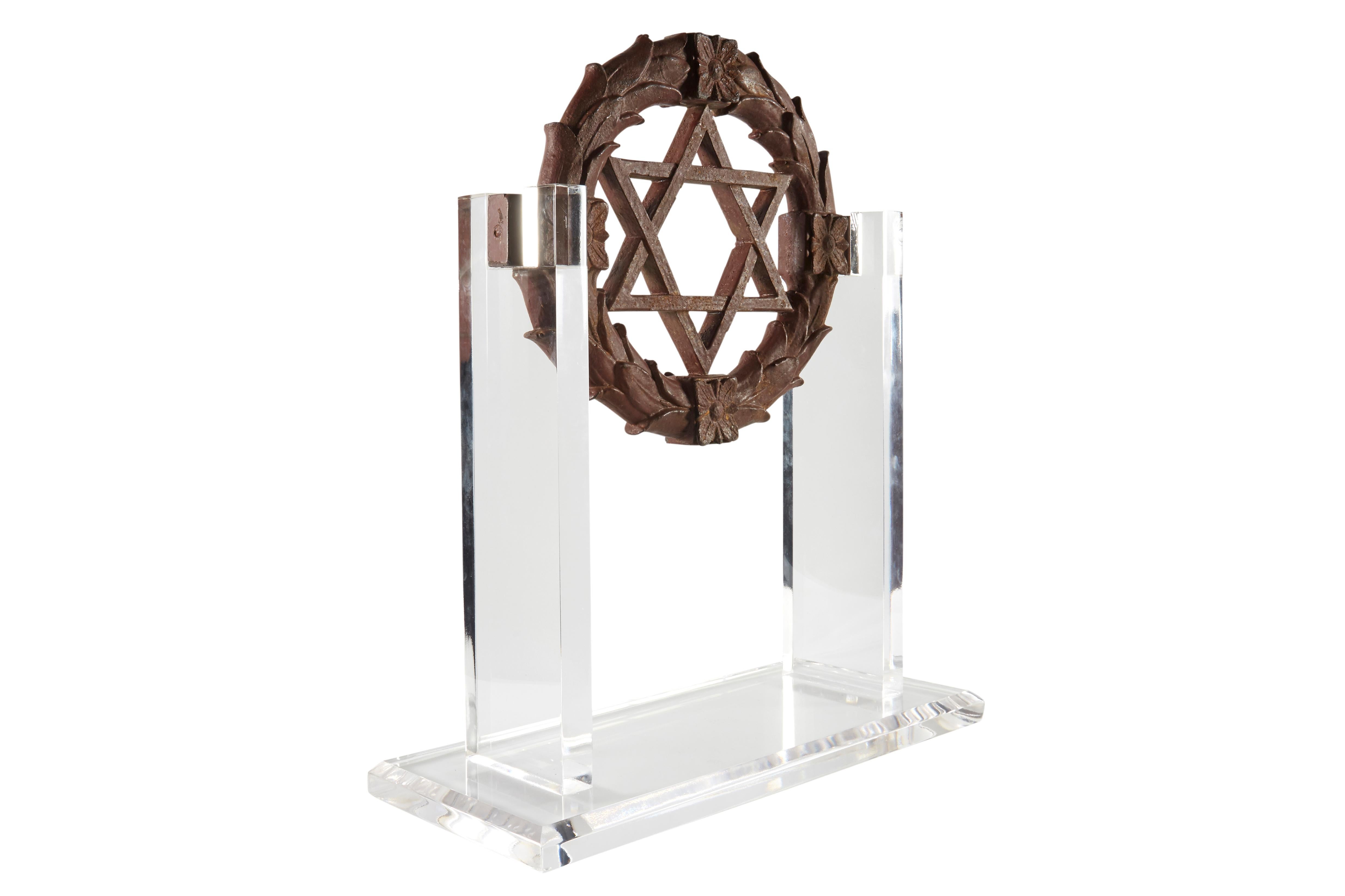 19th Century American Ornamental Cast Iron of Star of David In Good Condition In New York, NY