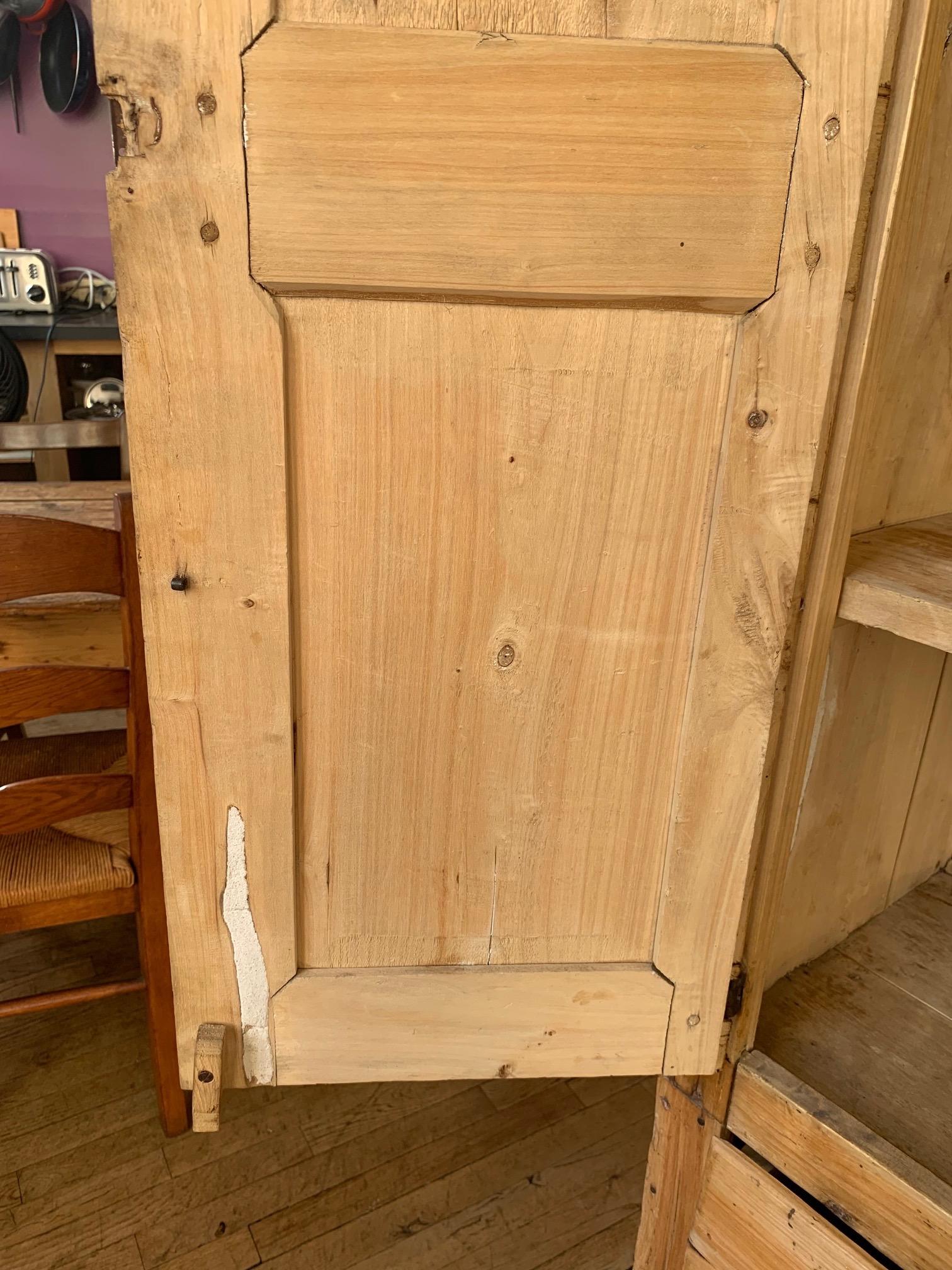 19th Century American Pine Armoire with Drawer 10