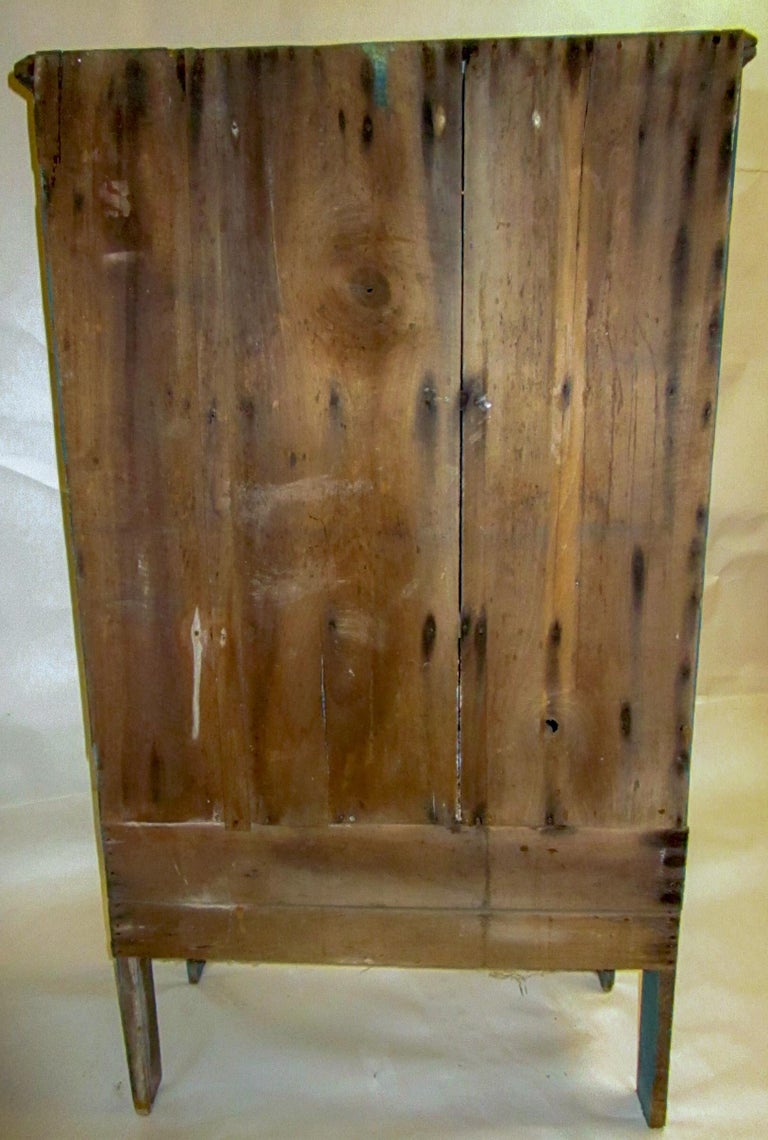 19th Century American Primitive Southern Pie Safe with Distressed Blue Paint For Sale 6