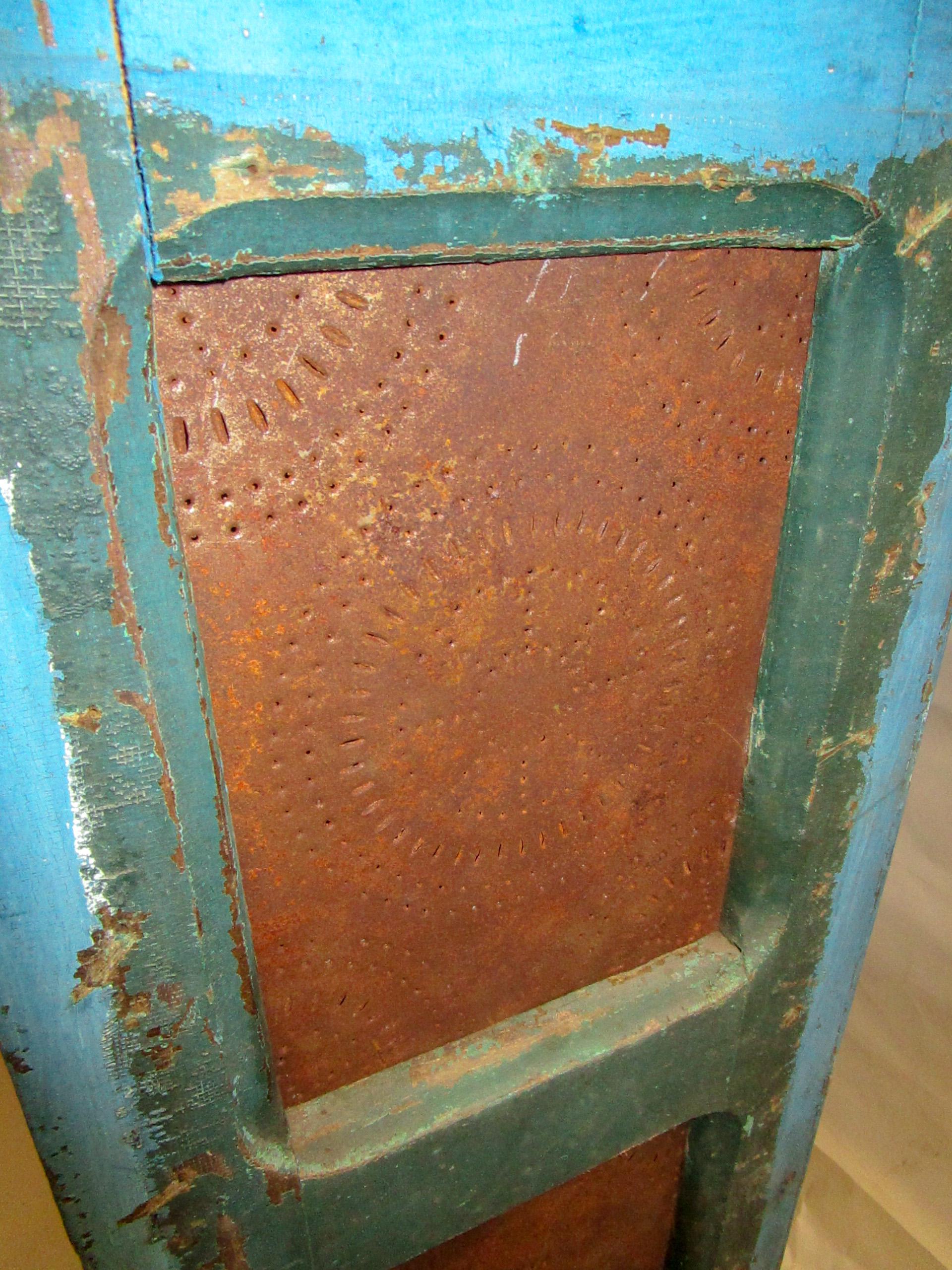 19th Century American Primitive Southern Pie Safe with Distressed Blue Paint For Sale 3