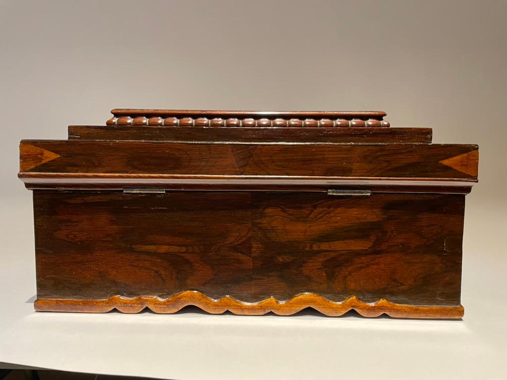 19th Century American Rosewood Box With Fruit Wood Star Inlay, Fun Interior In Good Condition For Sale In Stamford, CT