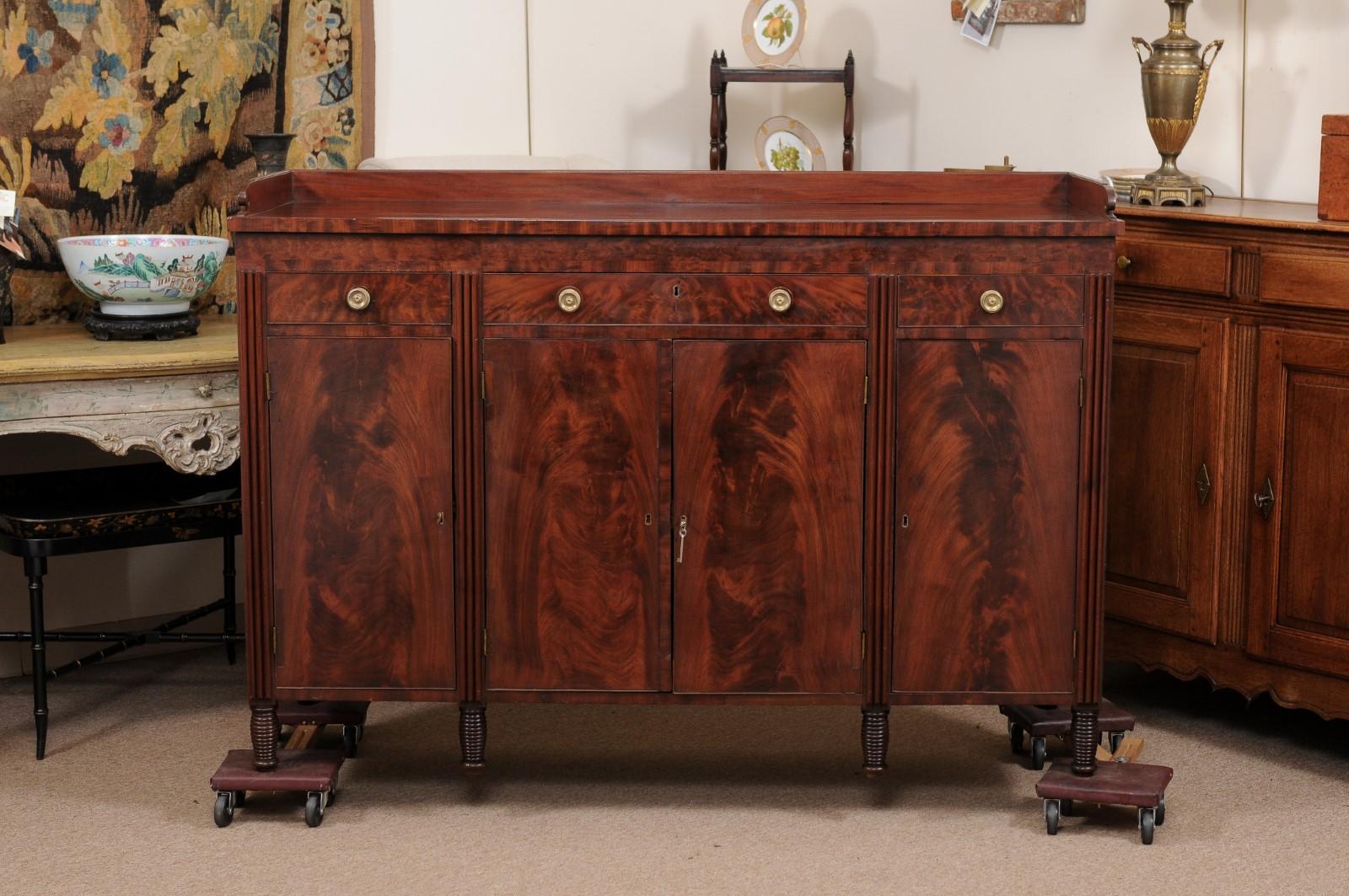19th Century American Sheraton Sideboard in Mahogany with 4 Cabinet Doors 8