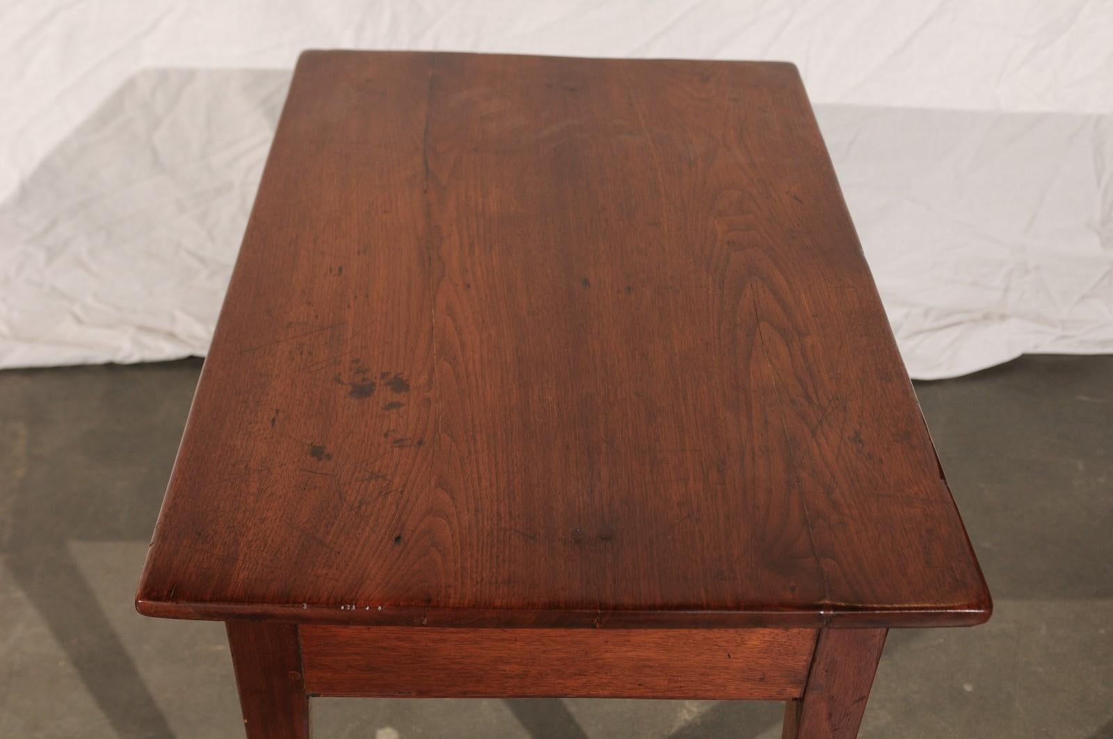 19th Century American Table with String Inlay, One Drawer 3
