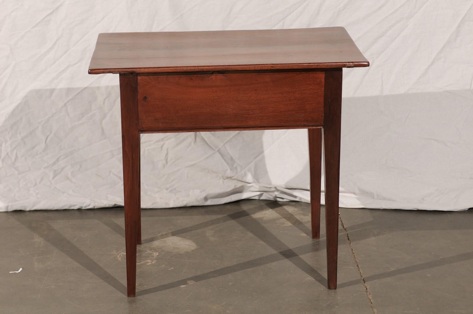 19th Century American Table with String Inlay, One Drawer 4