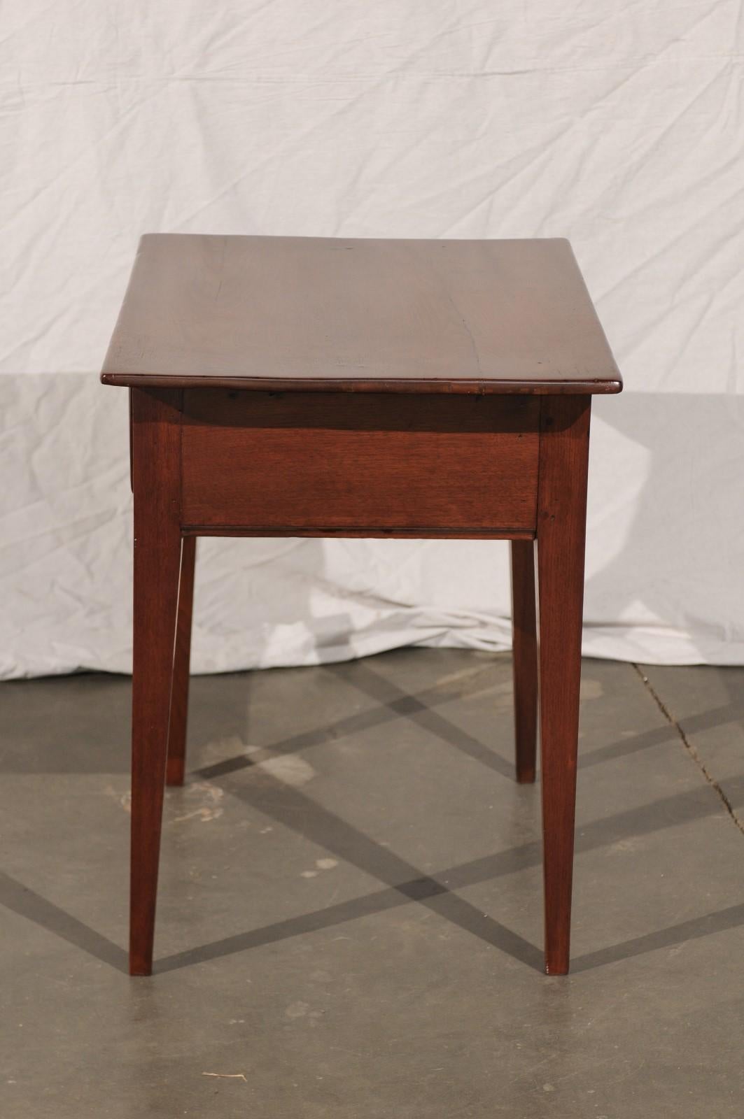 19th Century American Table with String Inlay, One Drawer 5