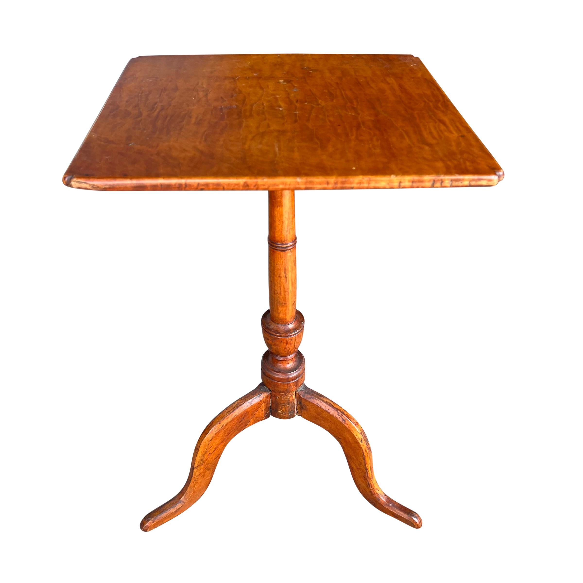 19th Century American Tiger Maple Candle Stand In Good Condition In Chicago, IL
