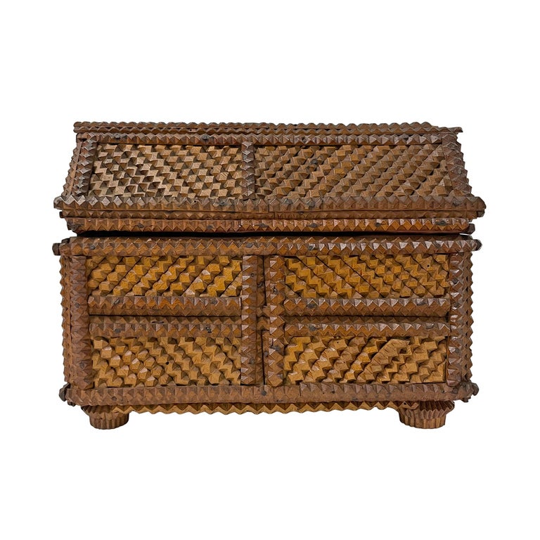 Wood 19th Century American Tramp Art Box For Sale