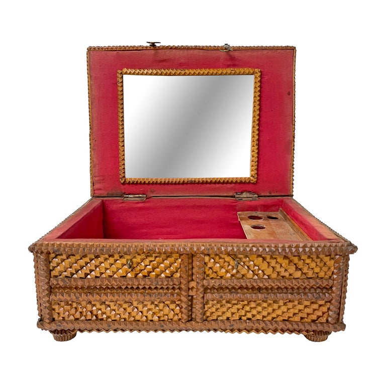 19th Century American Tramp Art Box For Sale 2