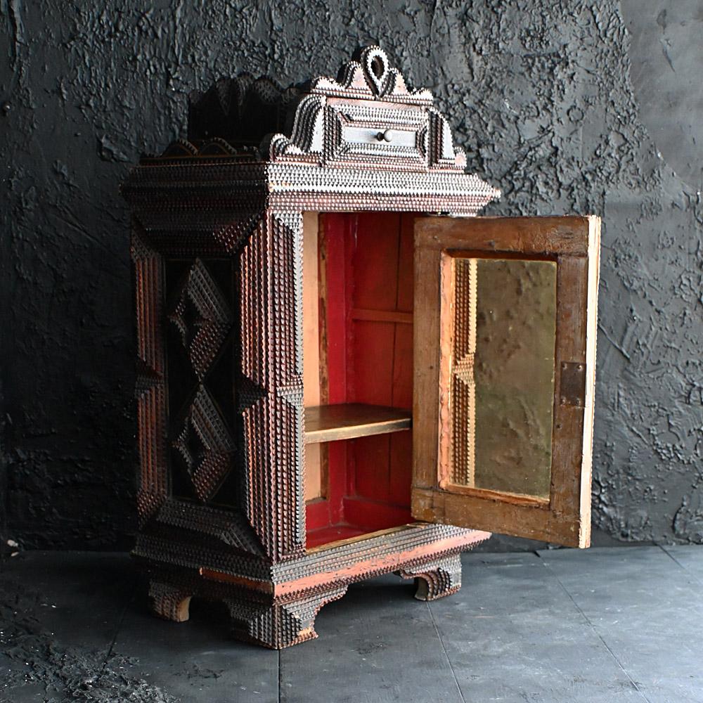 Hand-Crafted 19th Century American Tramp Art Cabinet  For Sale