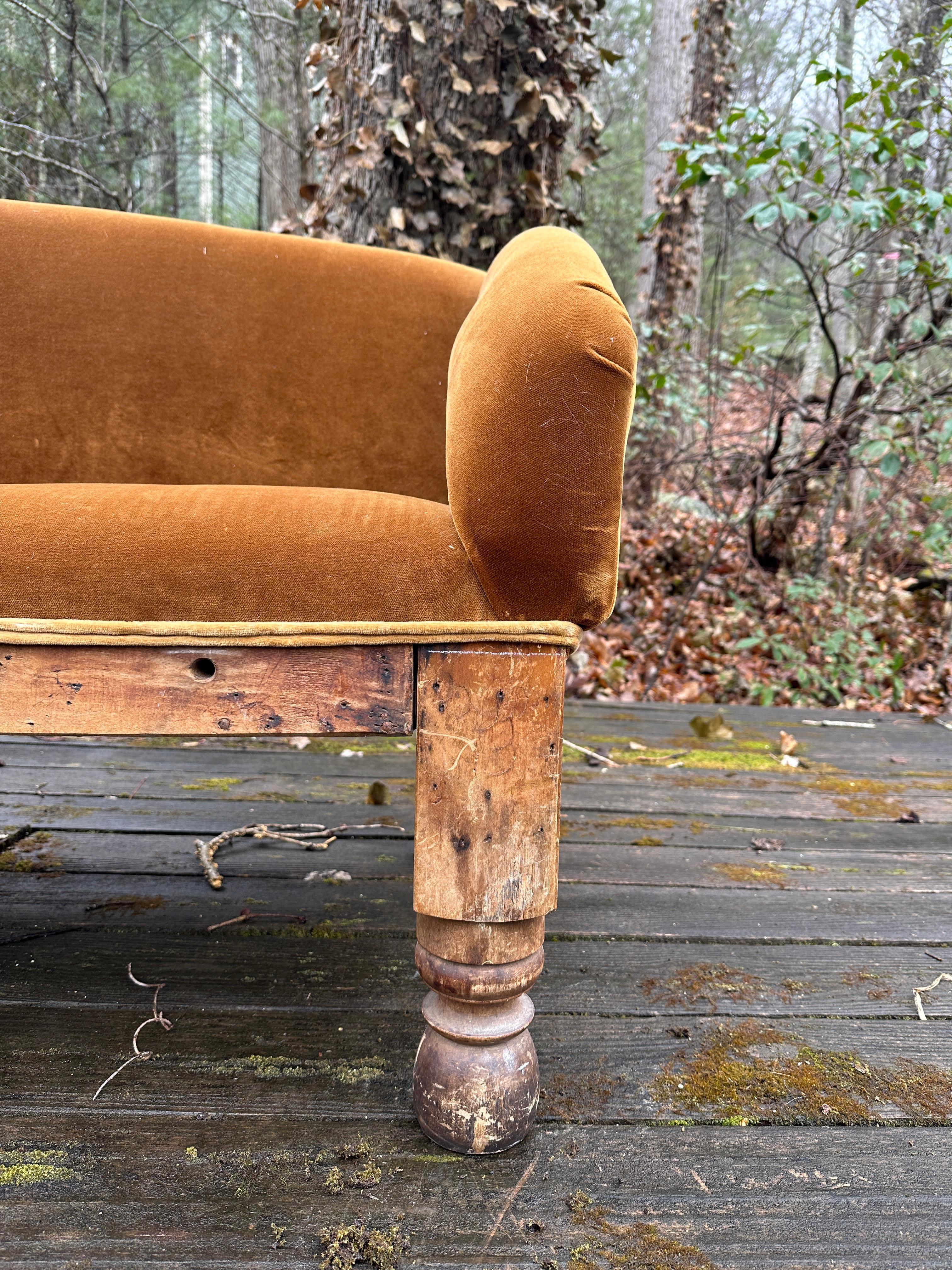 19th Century, Americana Sofa In Fair Condition In Asheville, NC