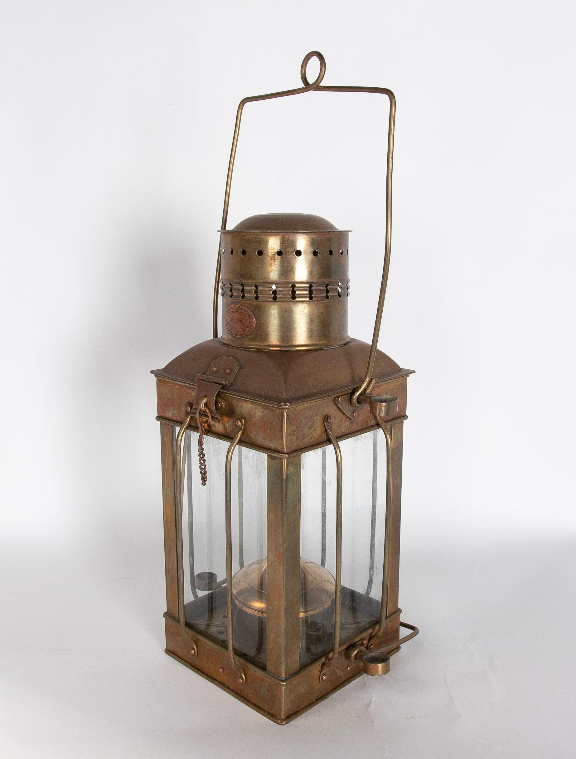19th Century Amsterdam Bronze First-Class Ship's Lantern In Good Condition For Sale In Marbella, ES