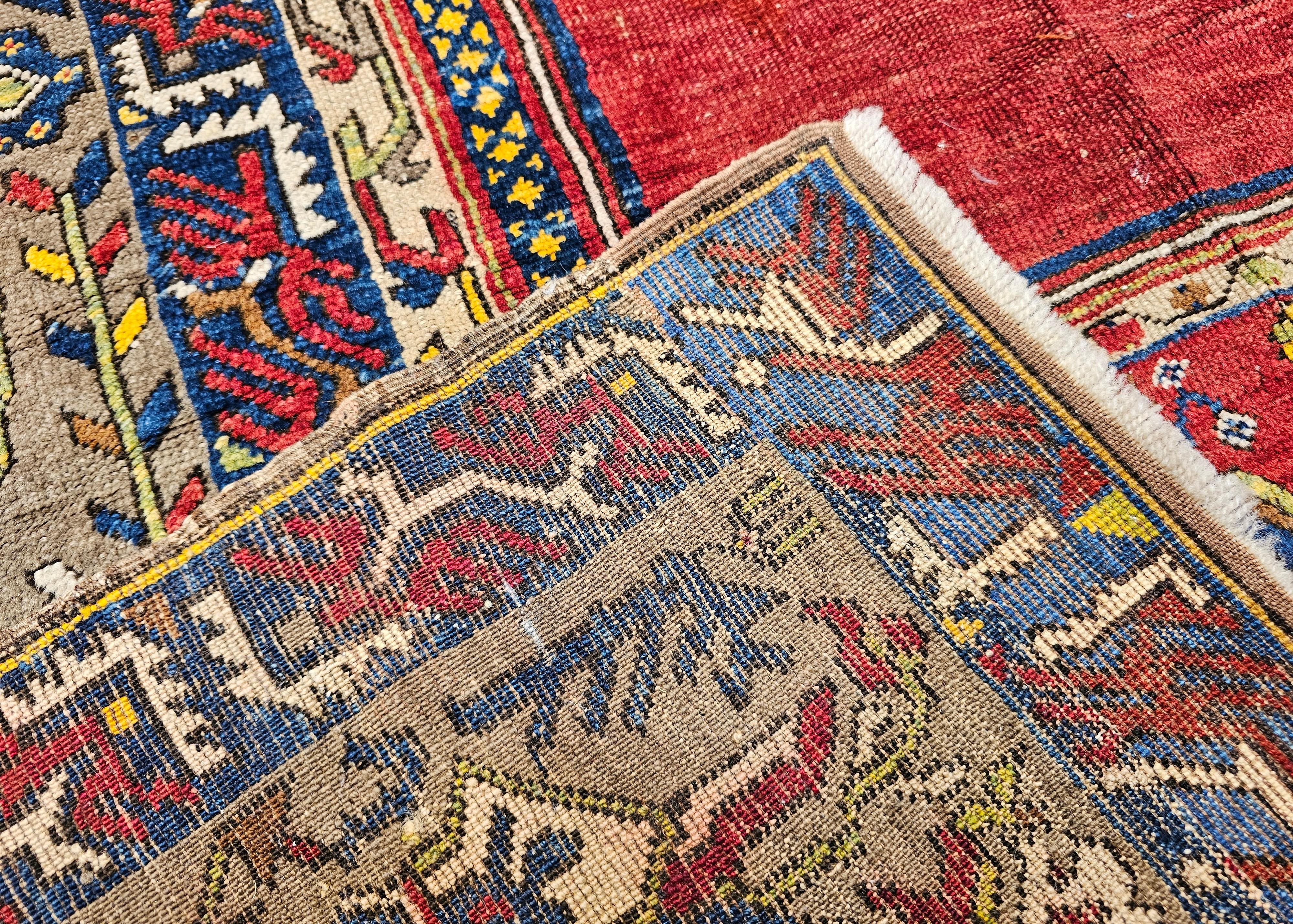 19. Jahrhundert Anatolischer Konya Ladik Gebetsteppich in Rot, Gelb, Blau im Angebot 4