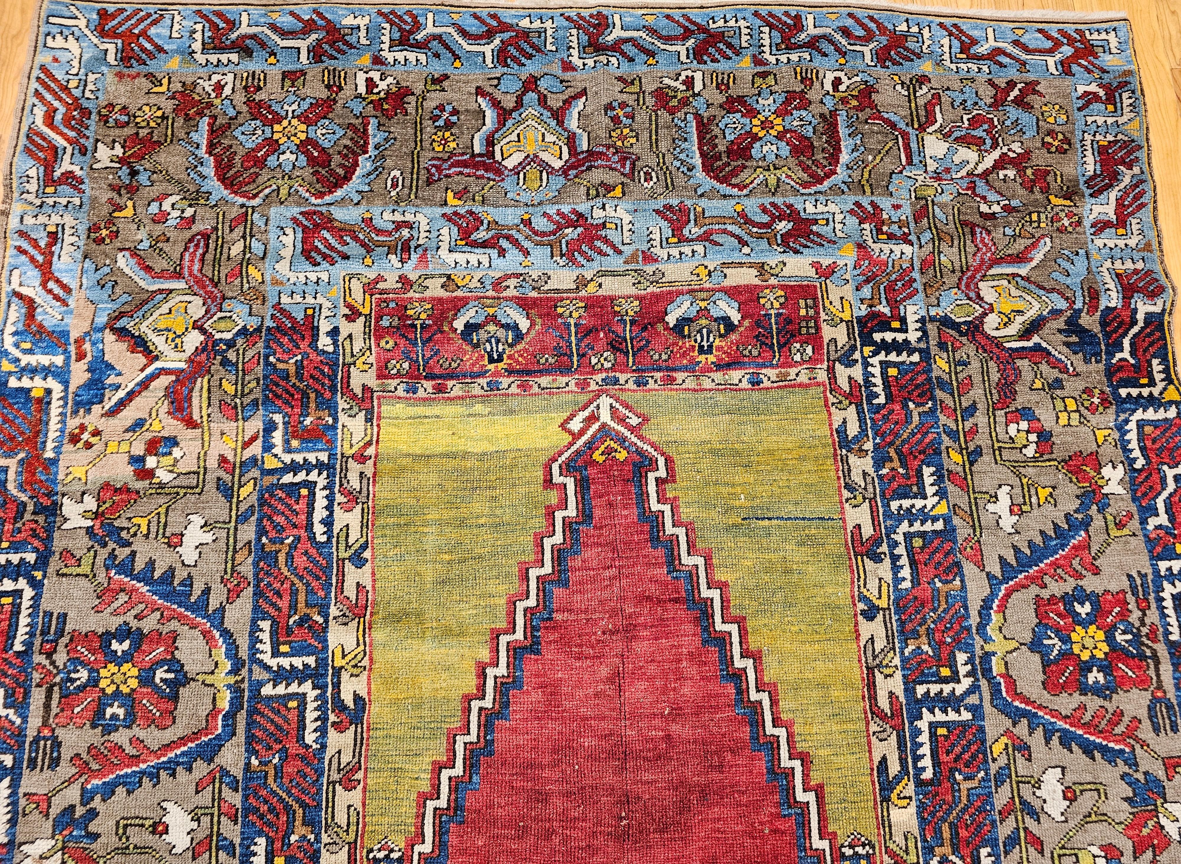 19. Jahrhundert Anatolischer Konya Ladik Gebetsteppich in Rot, Gelb, Blau (Türkisch) im Angebot