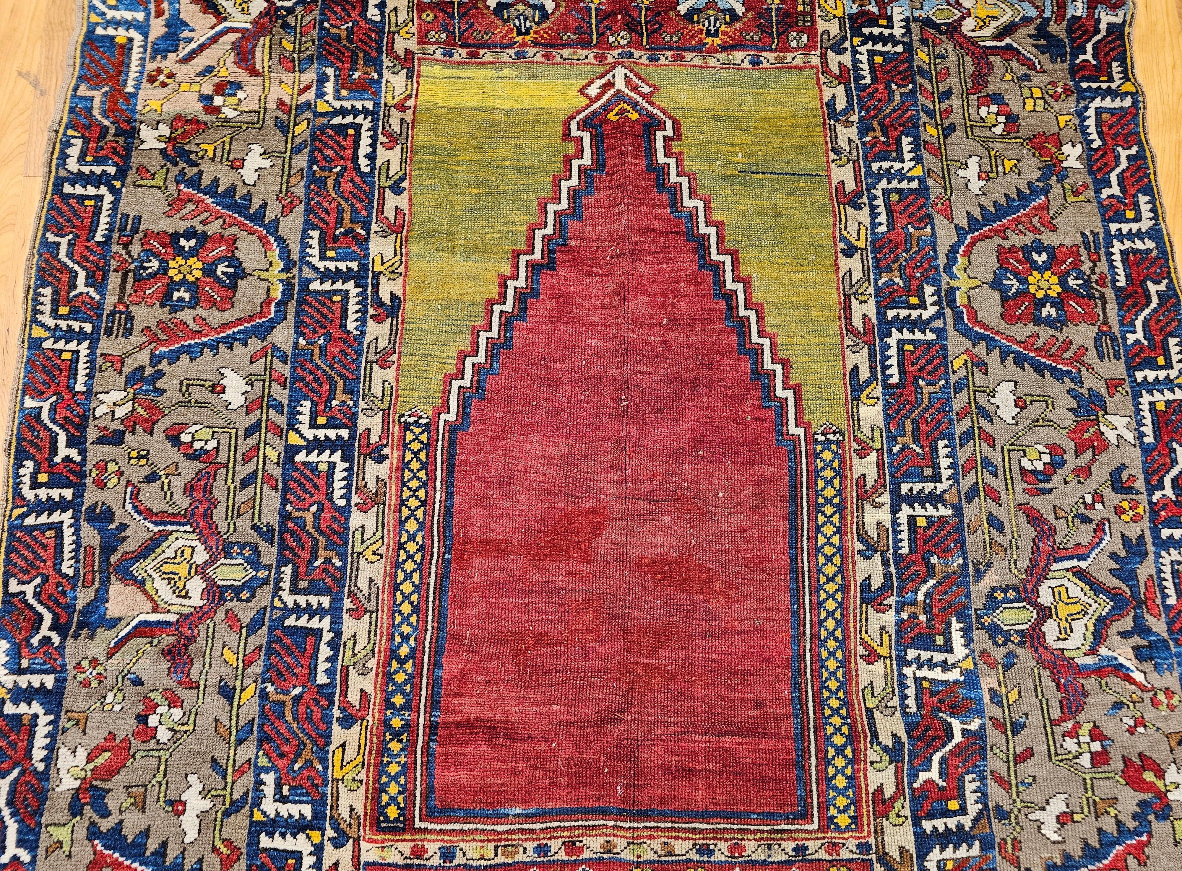 19. Jahrhundert Anatolischer Konya Ladik Gebetsteppich in Rot, Gelb, Blau (Pflanzlich gefärbt) im Angebot