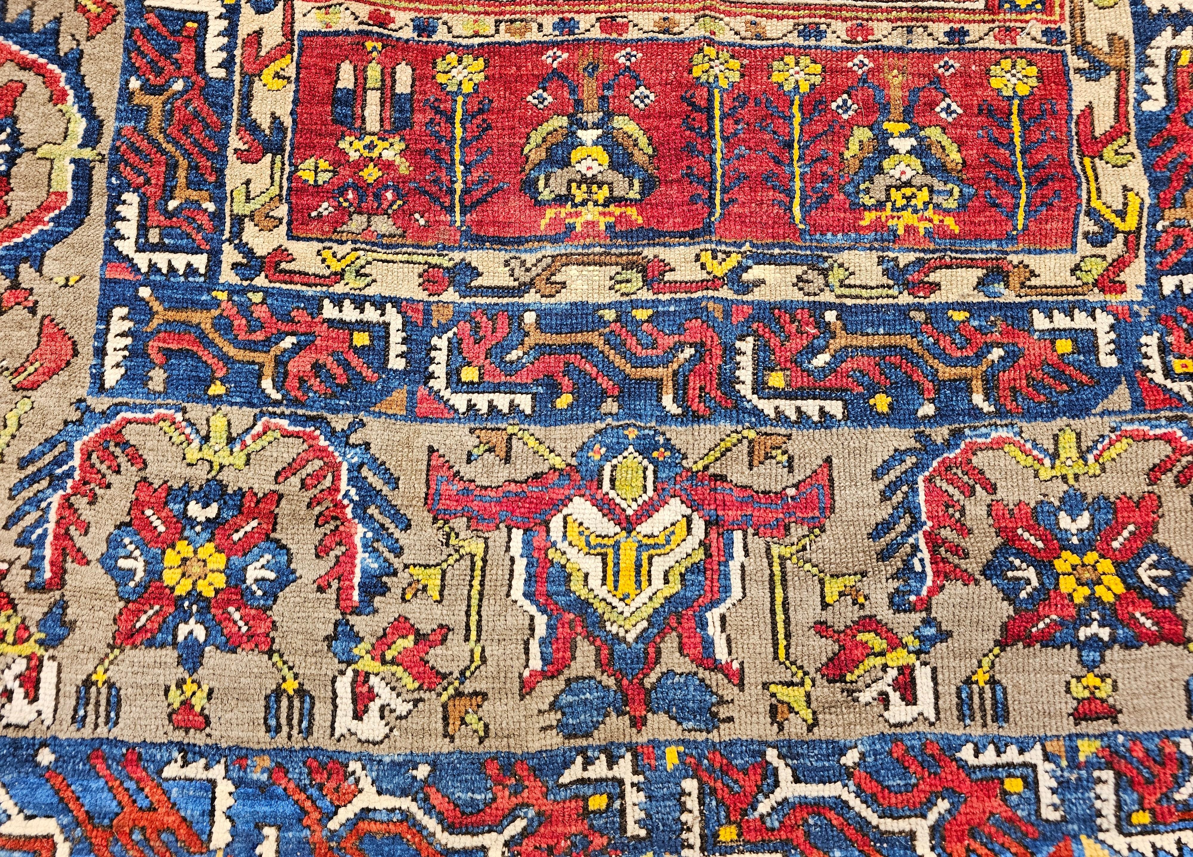 19. Jahrhundert Anatolischer Konya Ladik Gebetsteppich in Rot, Gelb, Blau im Angebot 3