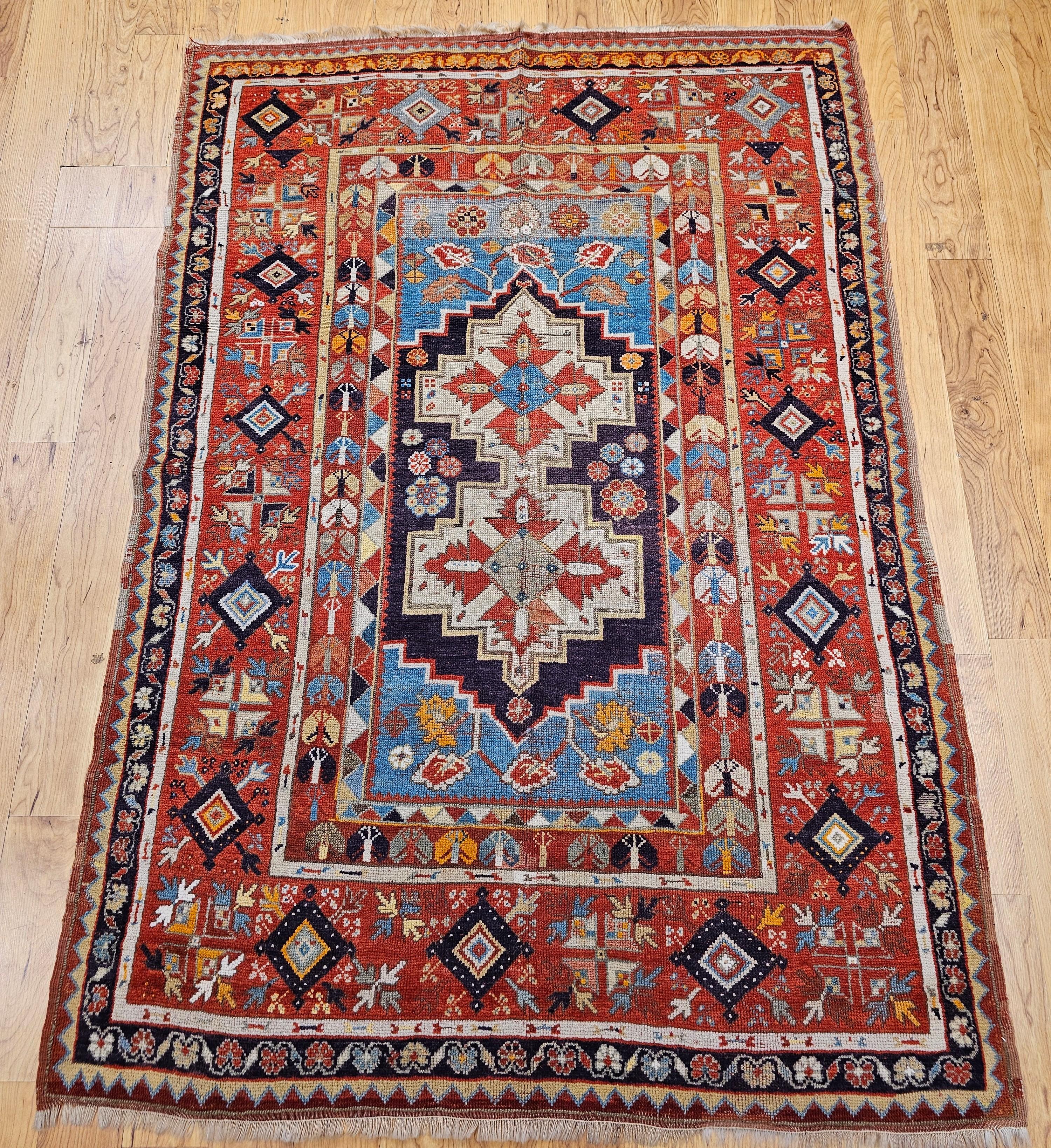 Tappeto Anatolian Village del XIX secolo in viola, turchese e rosso in vendita 9