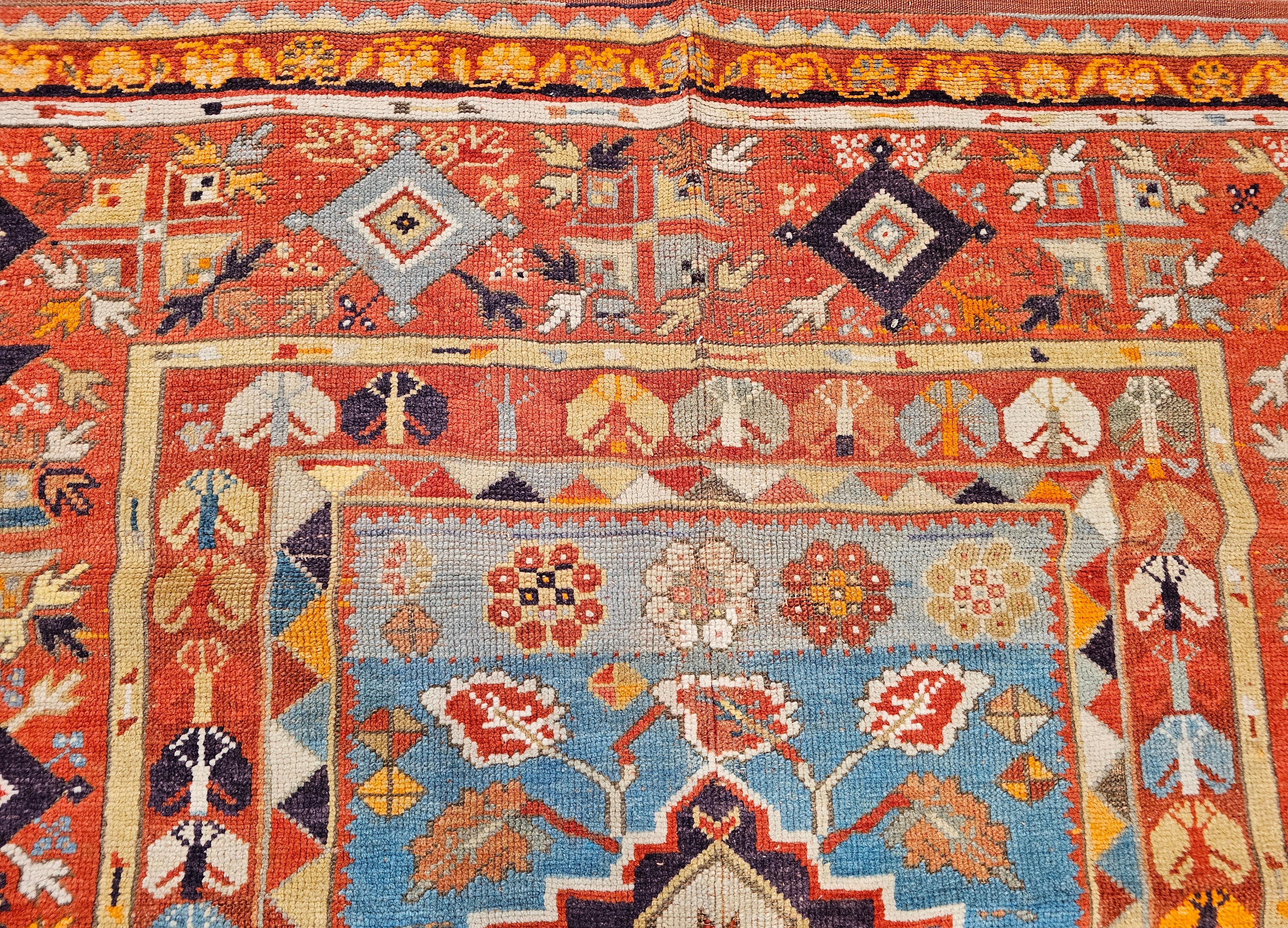 Lana Tappeto Anatolian Village del XIX secolo in viola, turchese e rosso in vendita