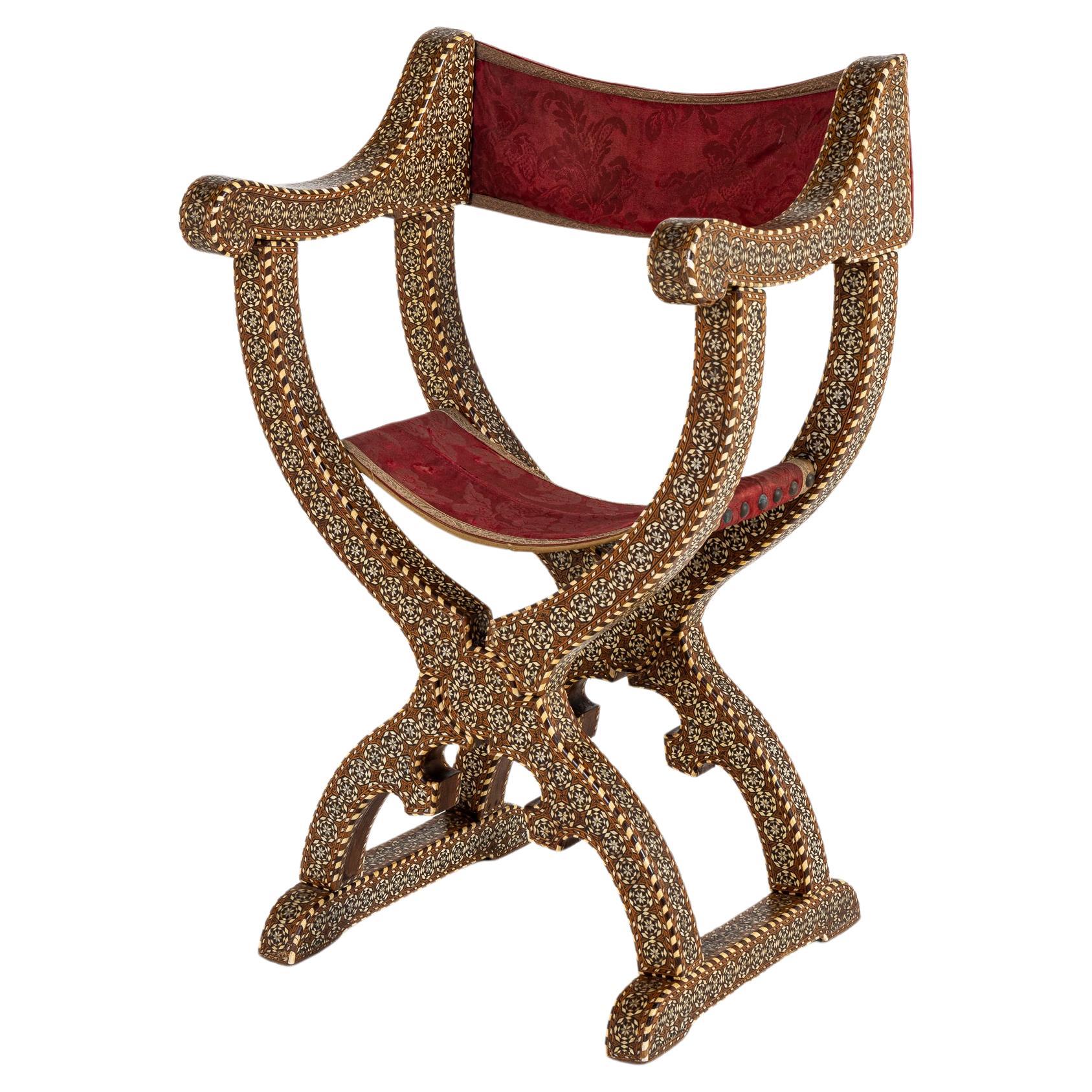 Chaise pliante en marqueterie d'Andalousie du 19e siècle en vente