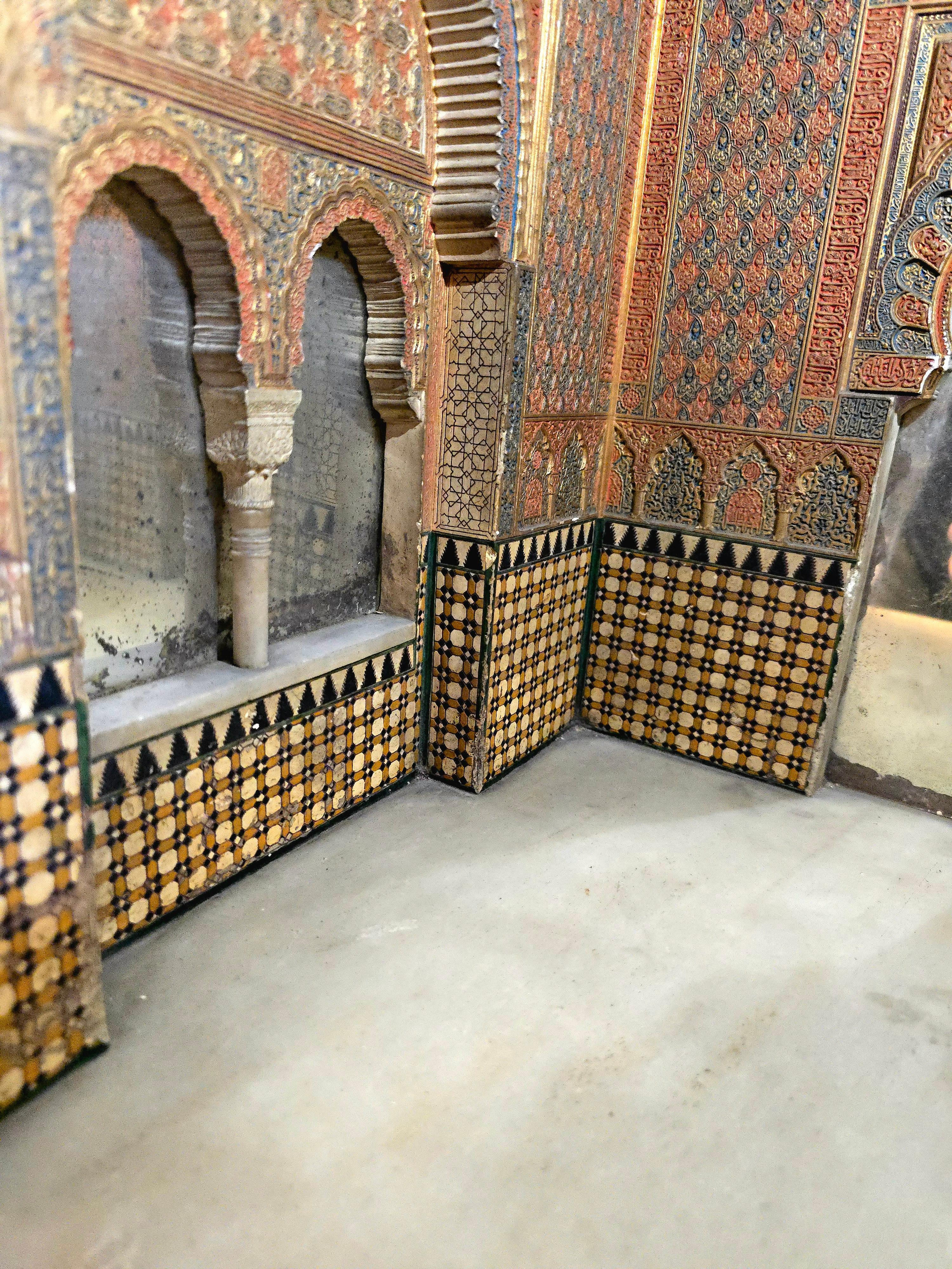Modello di moschea-oratorio dell'Alhambra andalusa del XIX secolo in vendita 3