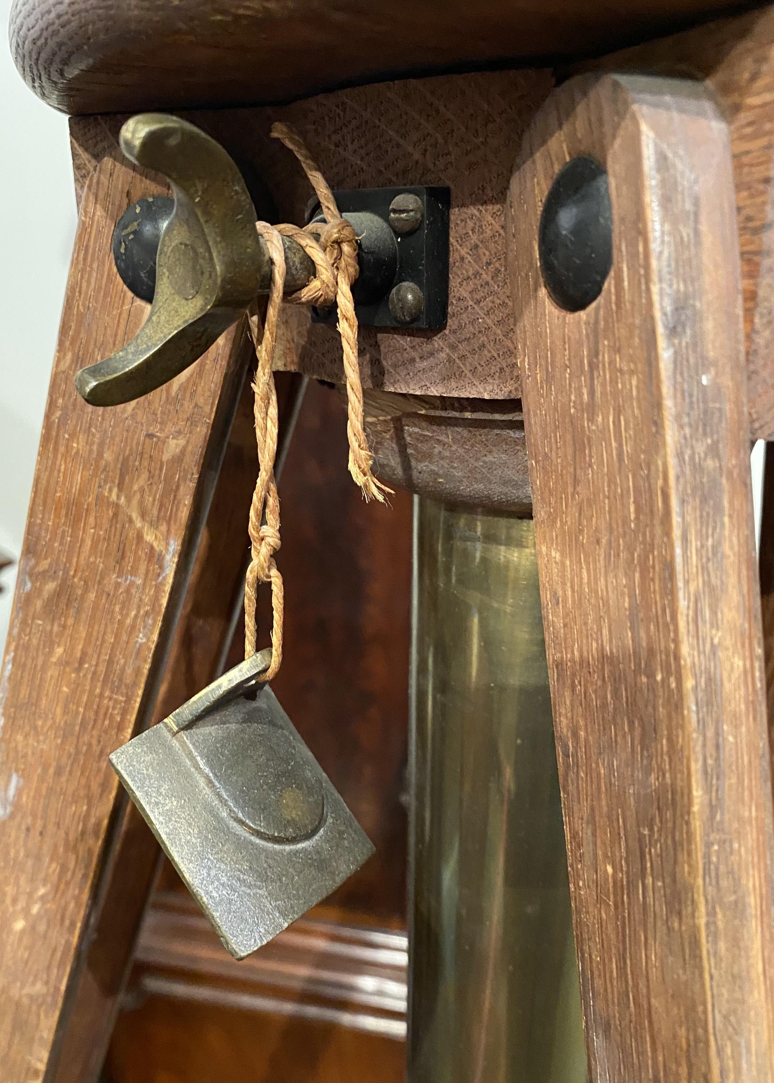 Telescope Andrew J. Lloyd Boston du 19ème siècle en laiton sur trépied en bois avec étui en vente 9