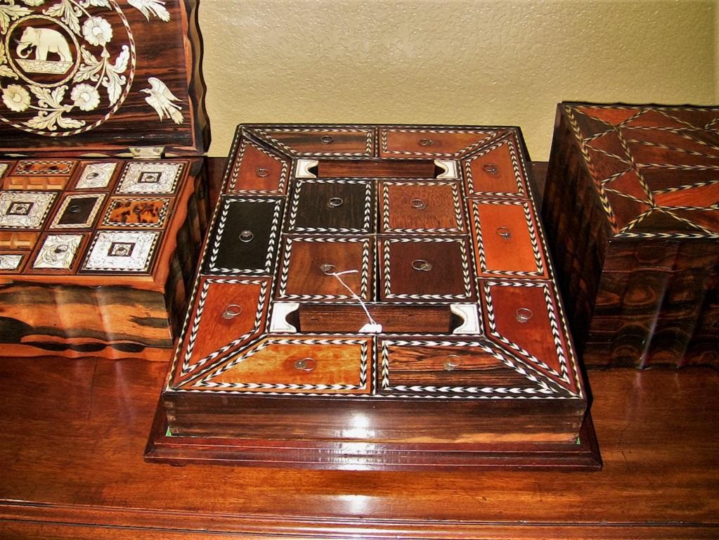 19th Century Anglo Ceylonese Specimen Wood Desk Companion Tray In Good Condition For Sale In Dallas, TX