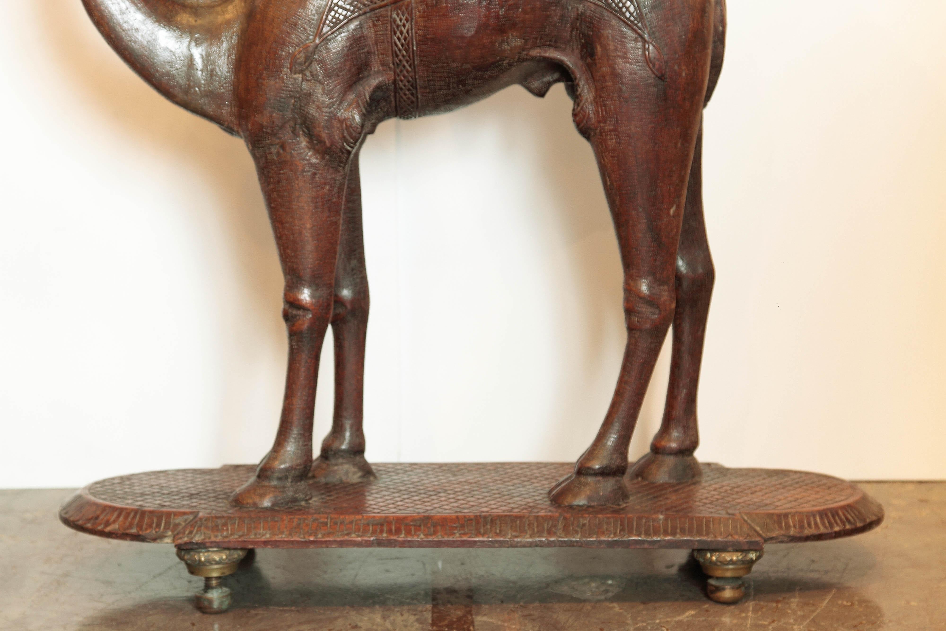 camel side table