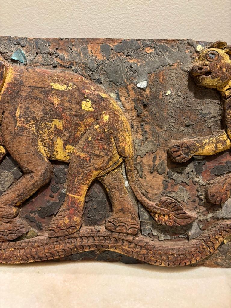 Anglo-indische Schnitzerei eines Elefanten, eines Tigers, einer Schlange und einer Ratte aus dem 19. im Angebot 2