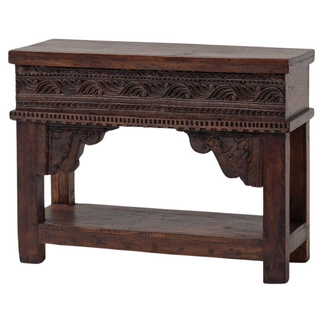 Console anglo-indienne en bois sculpté à la main du XIXe siècle, Rajasthan en vente