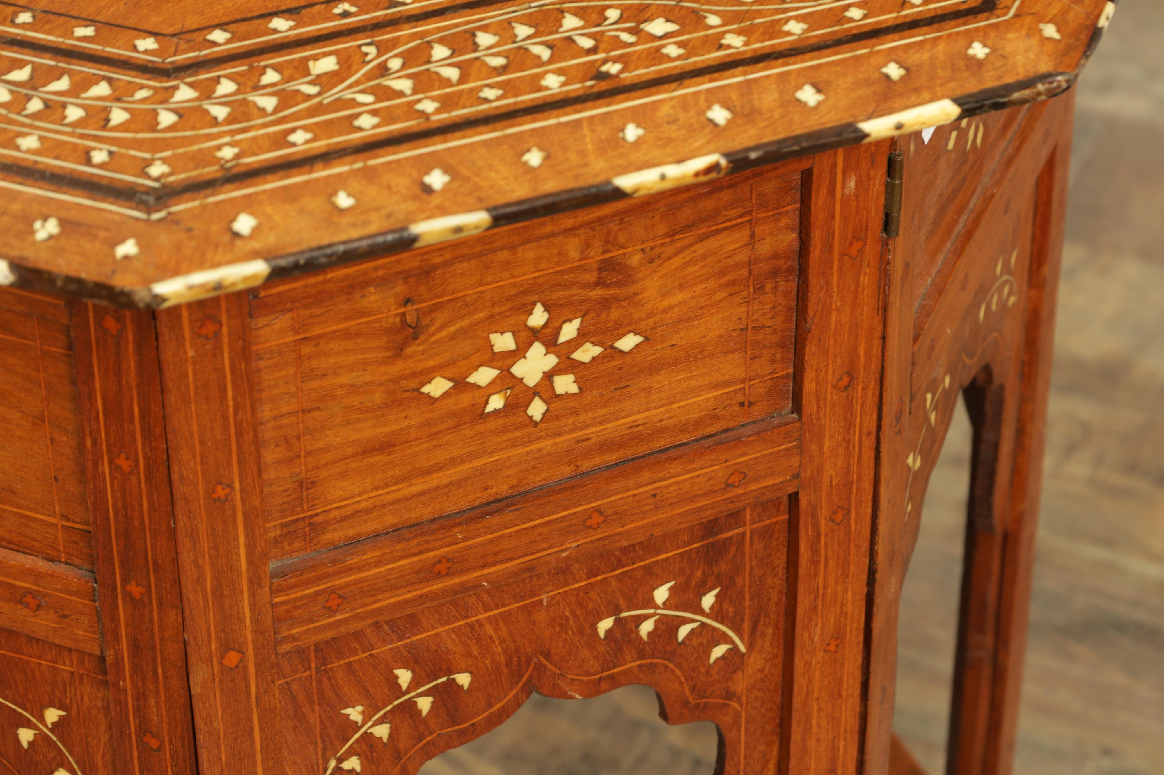 19th Century Anglo-Indian Hoshiarpur Octagonal Table In Good Condition For Sale In London, GB
