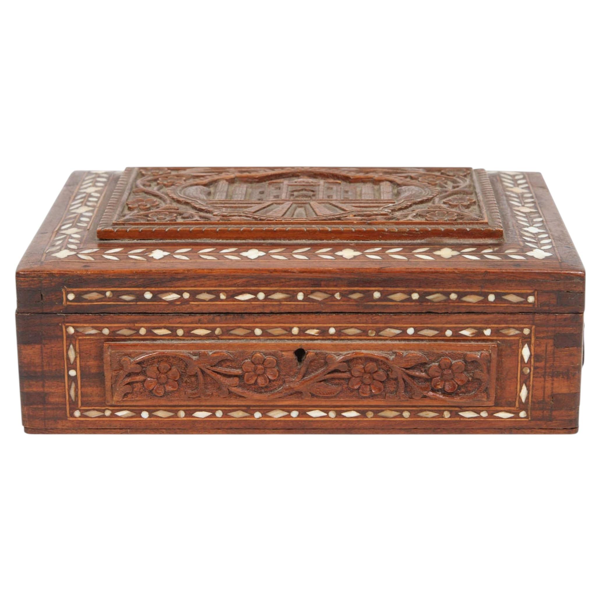 Caja mogol angloindia del siglo XIX en venta