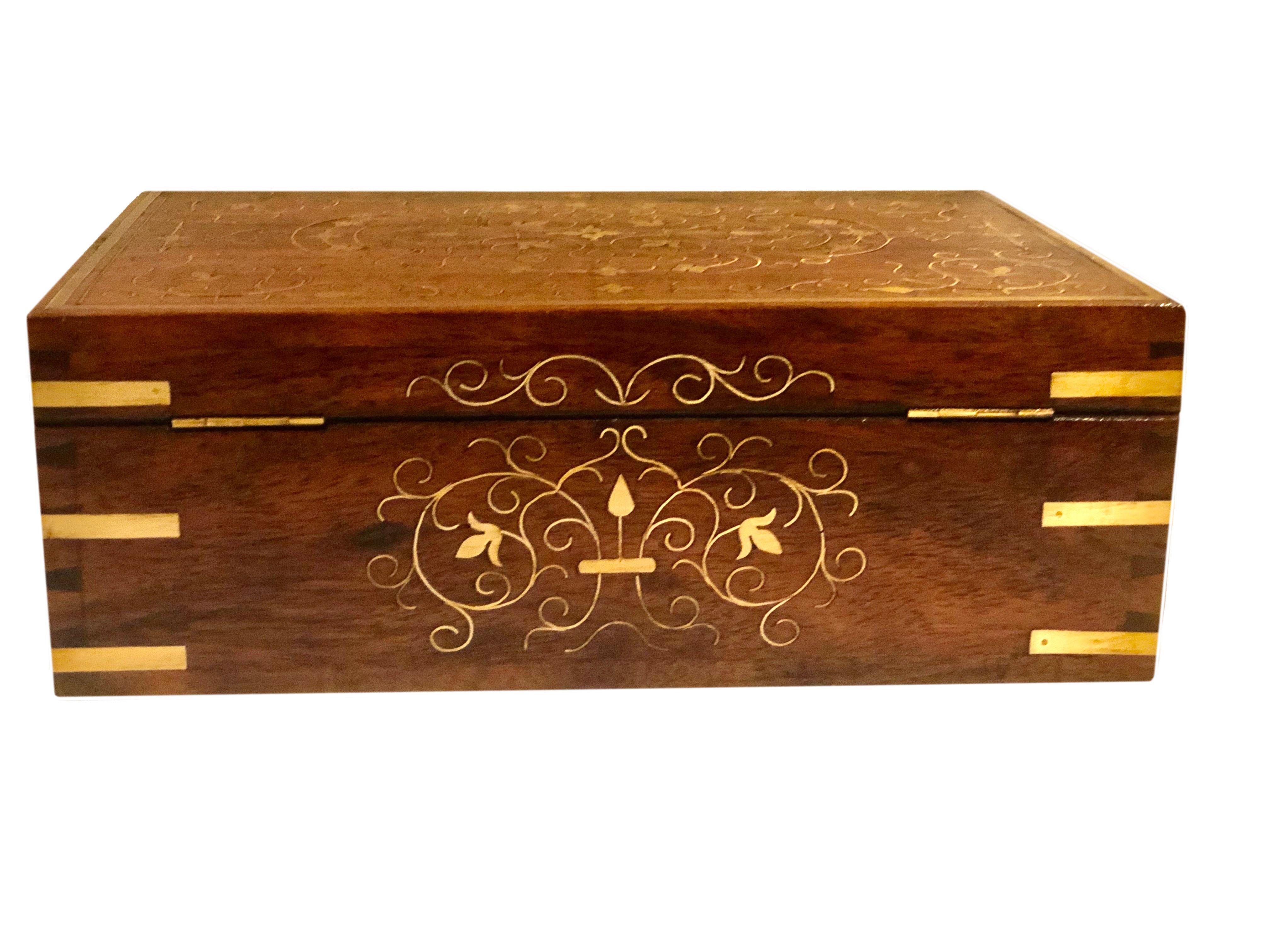 19th Century Anglo Indian Rosewood Box For Sale 4