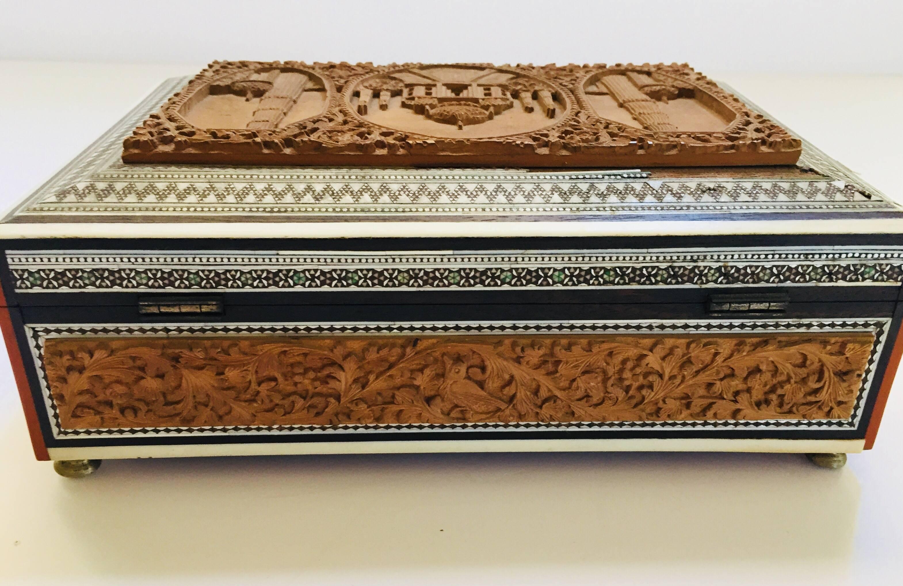 19th Century Anglo-Indian Sadeli Mosaic Jewelry Box with Lidded Compartments For Sale 11