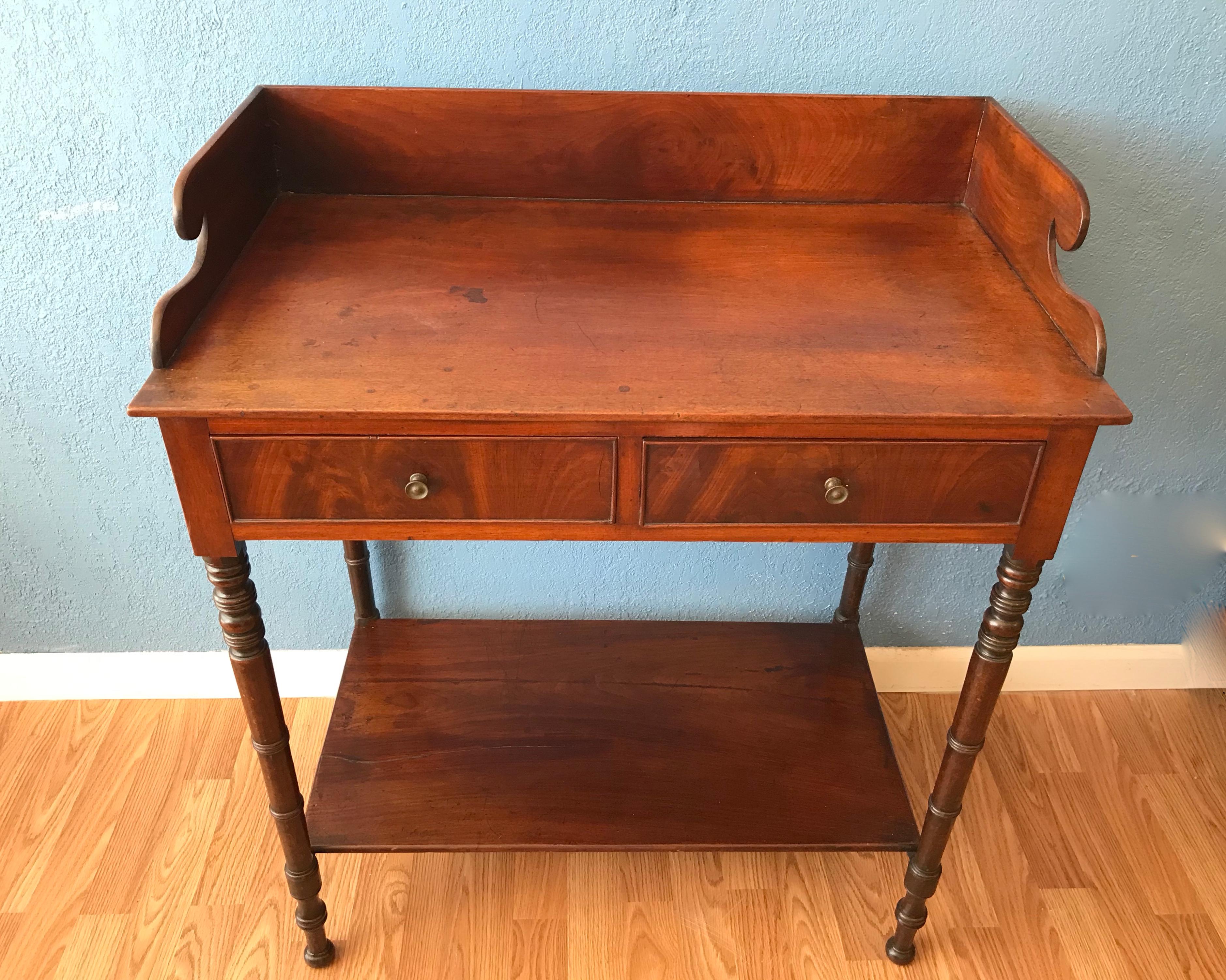 19th Century Anglo, Indian Server In Good Condition In West Palm Beach, FL