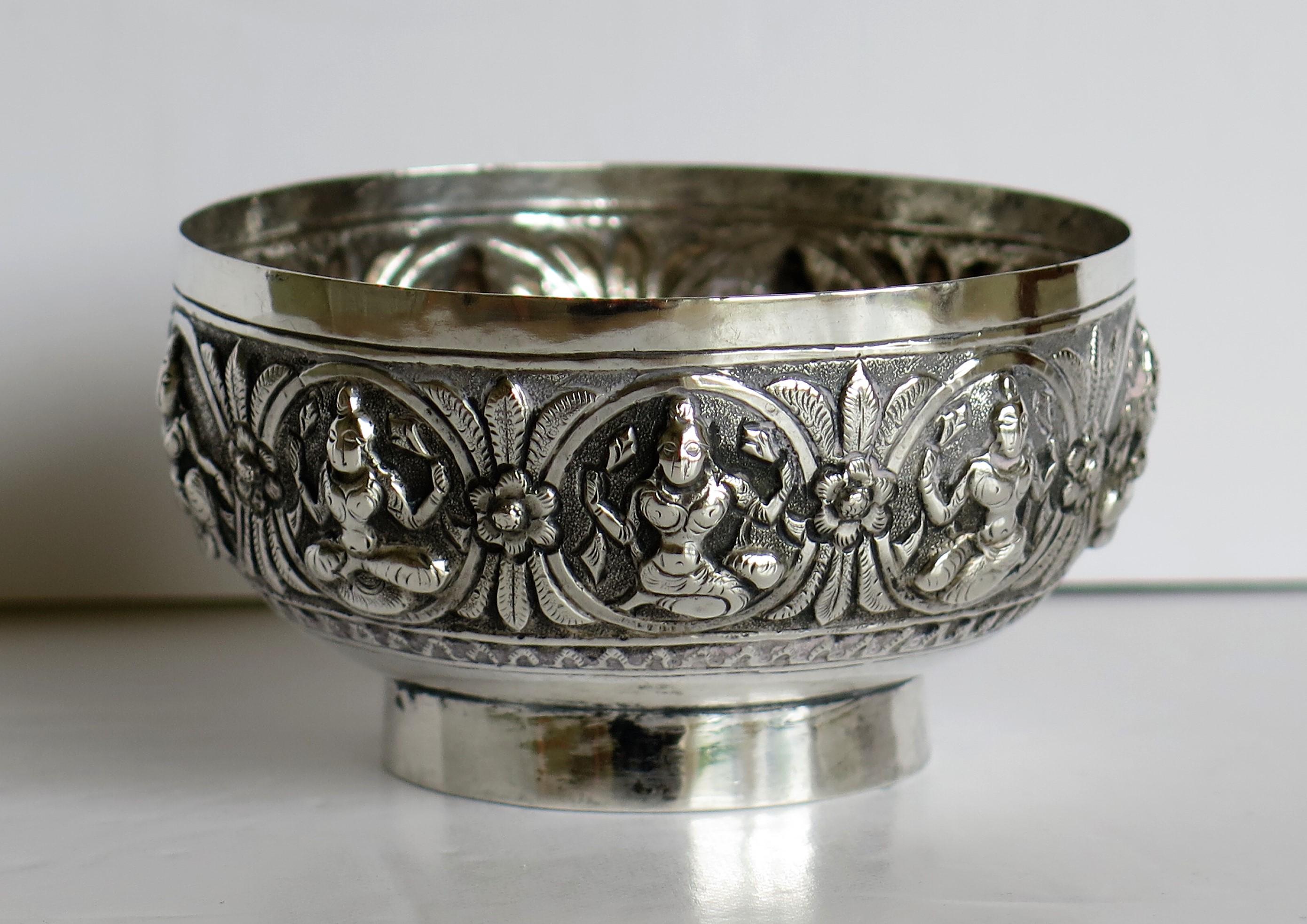 19th Century Anglo Indian Solid Silver small Bowl hand made with chased Dieties For Sale 6
