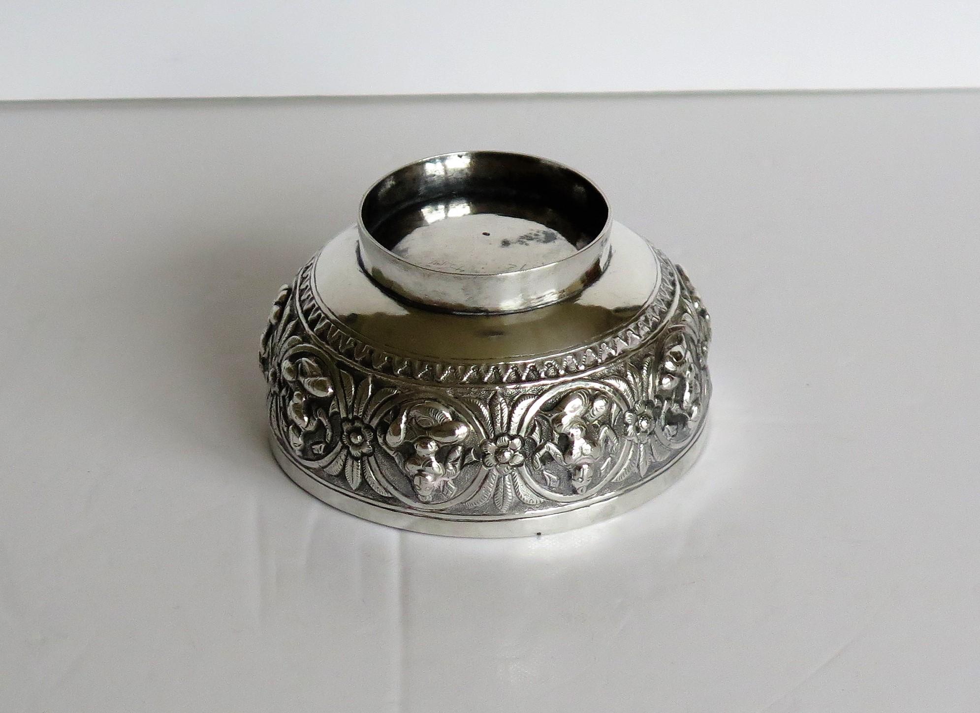 19th Century Anglo Indian Solid Silver small Bowl hand made with chased Dieties For Sale 10