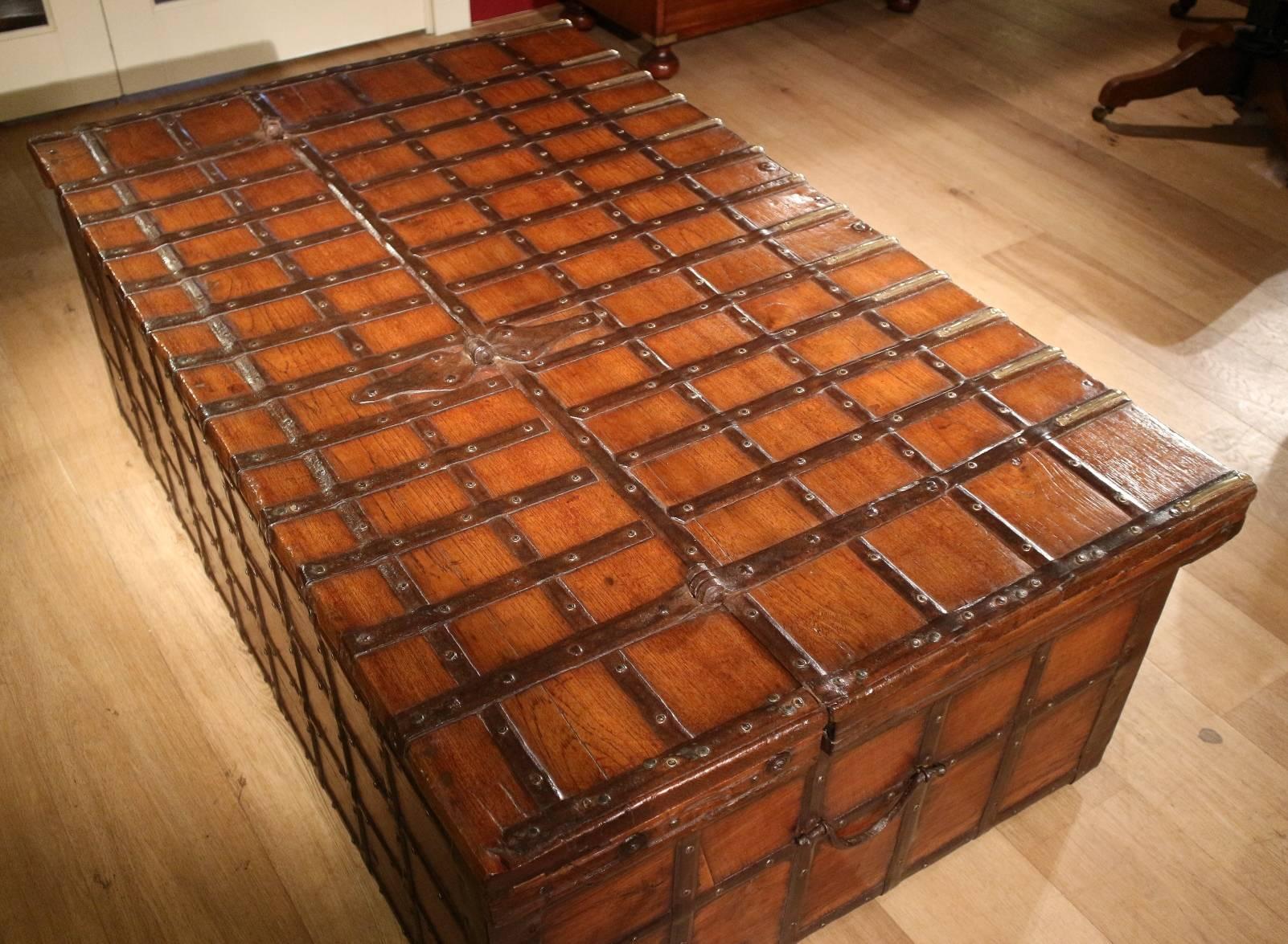 19th Century Anglo-Indian Teak Wood Box or Coffee Table 6