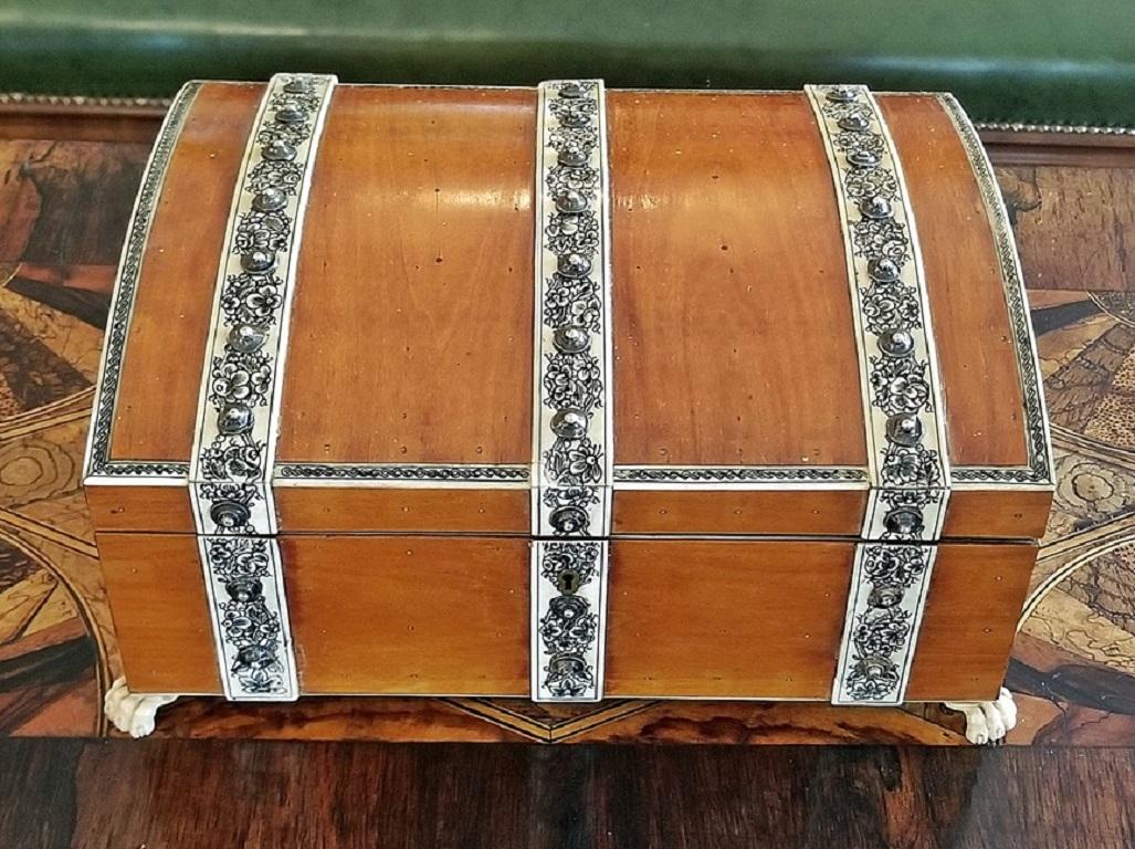 Bone 19th Century Anglo-Indian Vizagapatam Ladies Jewelry Casket or Necessaire