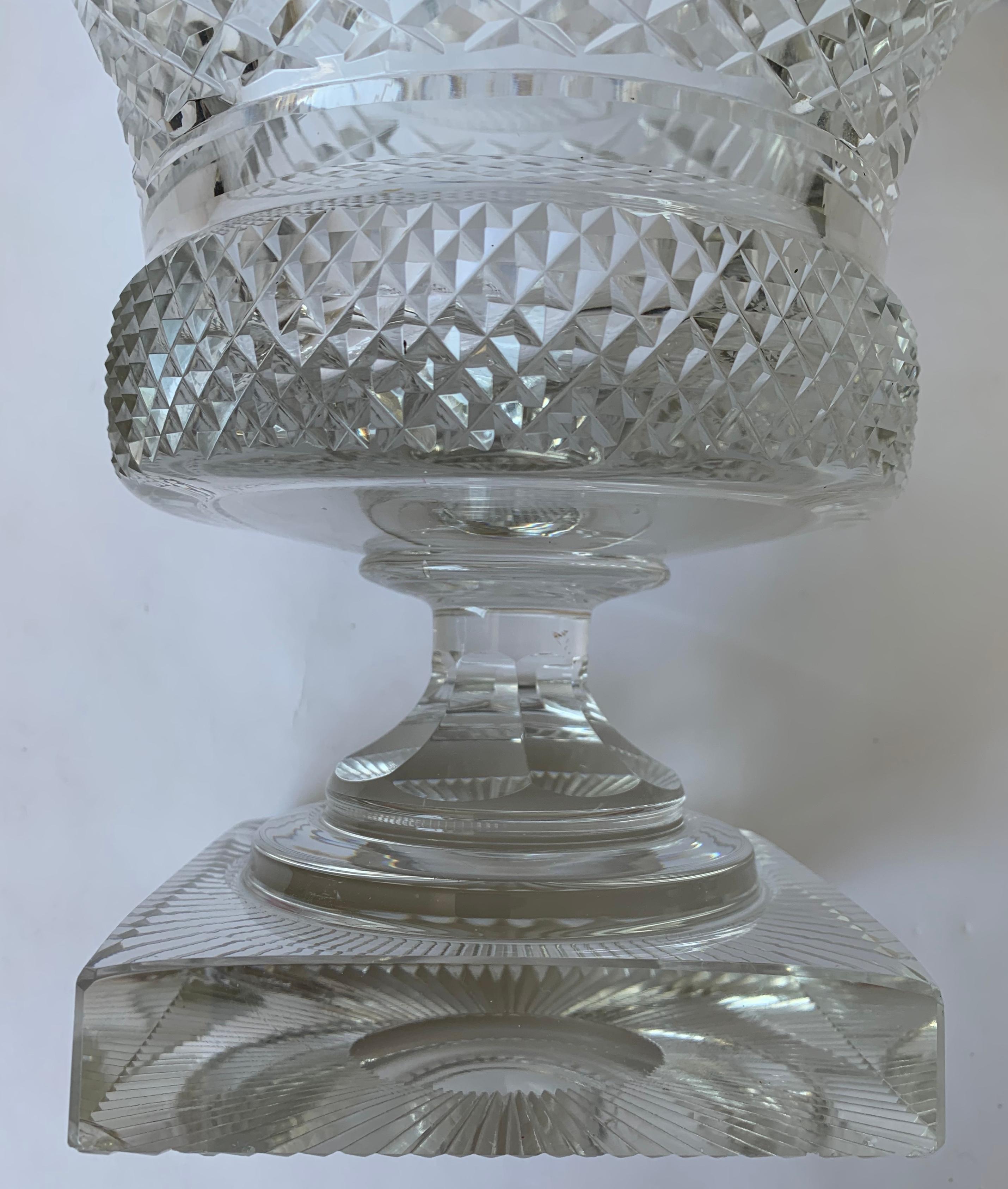 19th Century Anglo-Irish Cut Crystal Footed Bowl For Sale 1