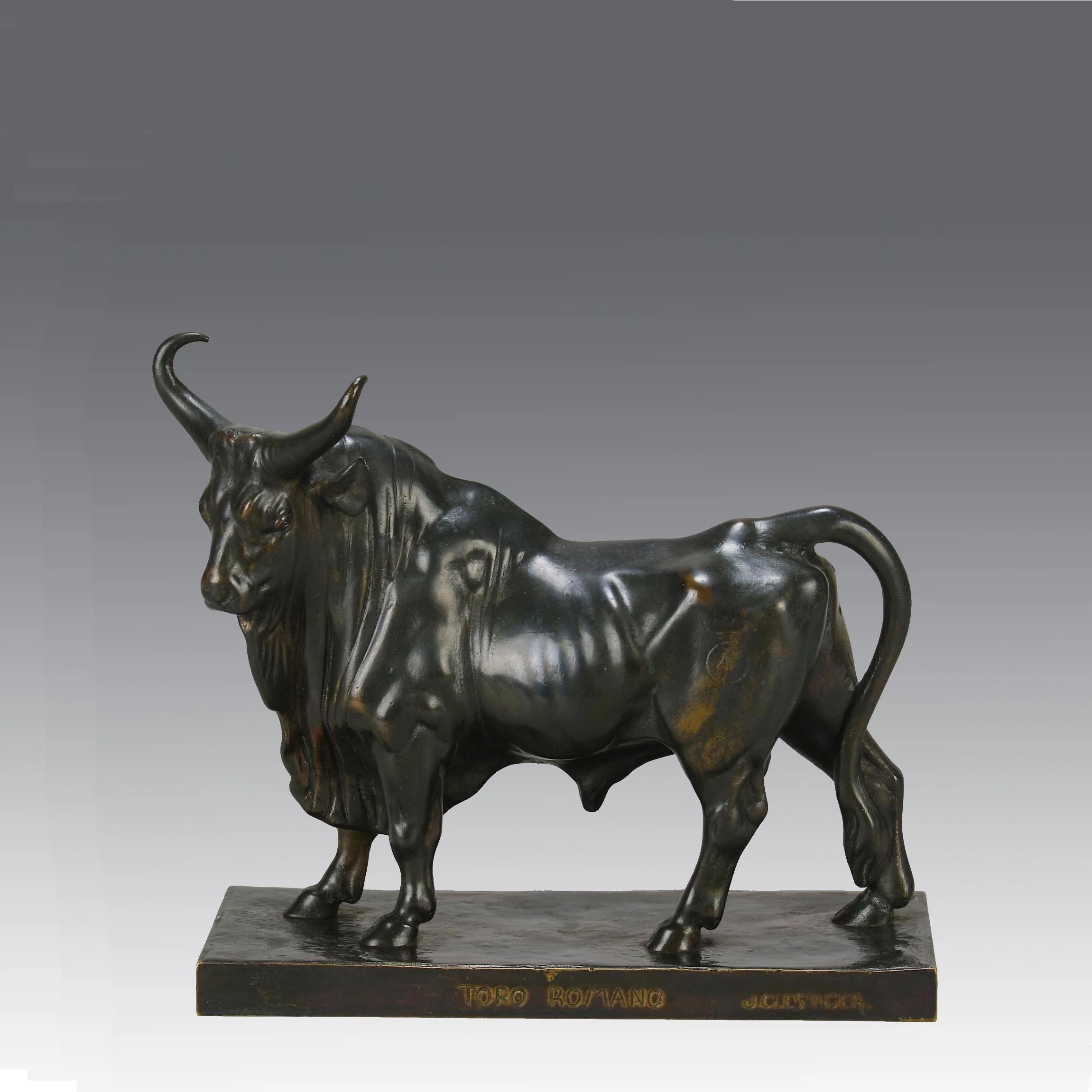 Magnifique étude en bronze de la fin du XIXe siècle représentant un grand taureau dans une attitude fière. Le bronze présente d'excellents détails de surface ciselés à la main et une belle patine brune. Montée sur une base intégrale, signée