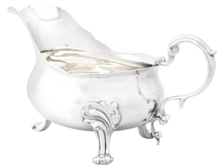 William IV 19th Century 1830 Sterling Silver Sauceboat or Gravy Boat For Sale