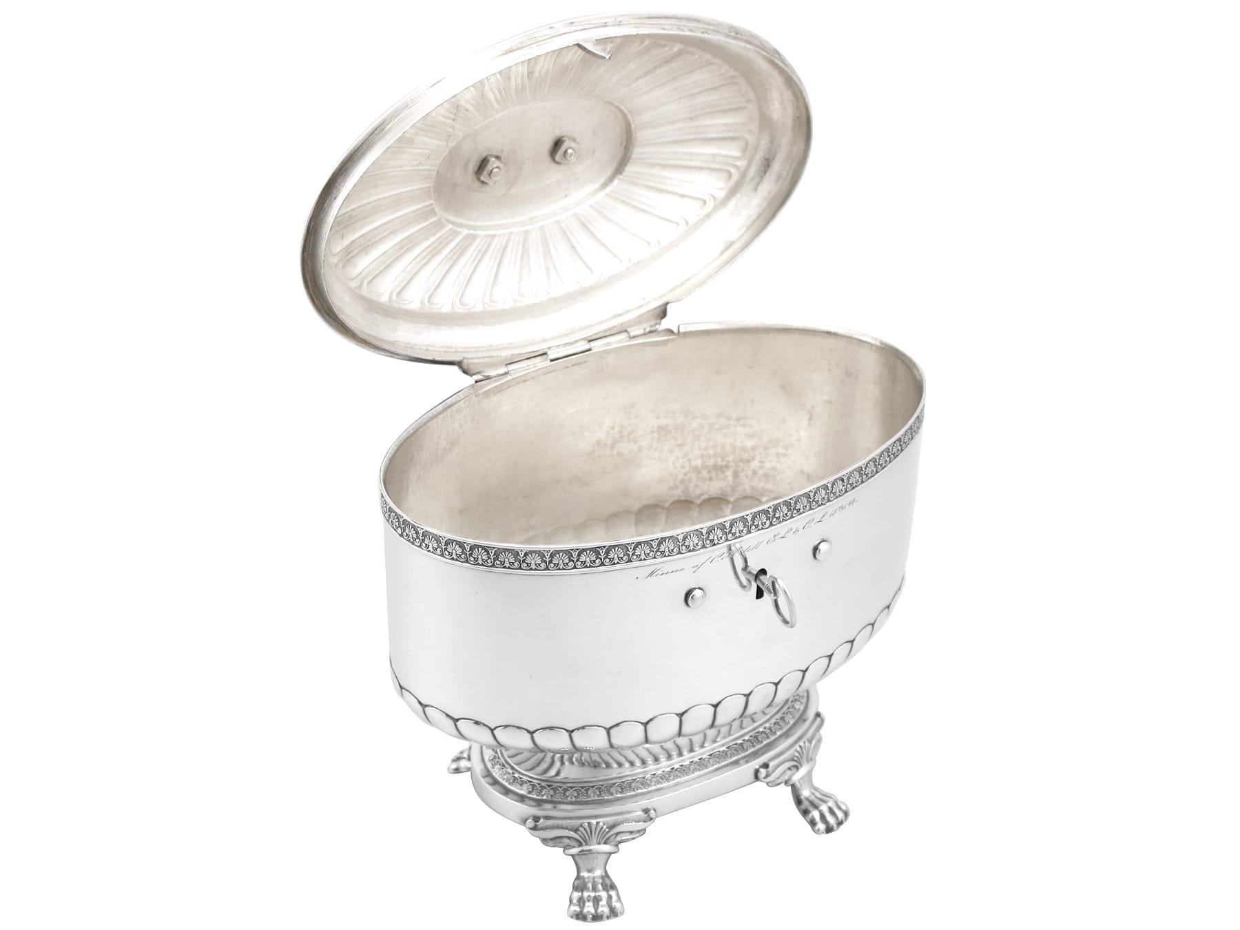 19th Century Antique 1845 Sterling Silver Locking Biscuit Box For Sale 2