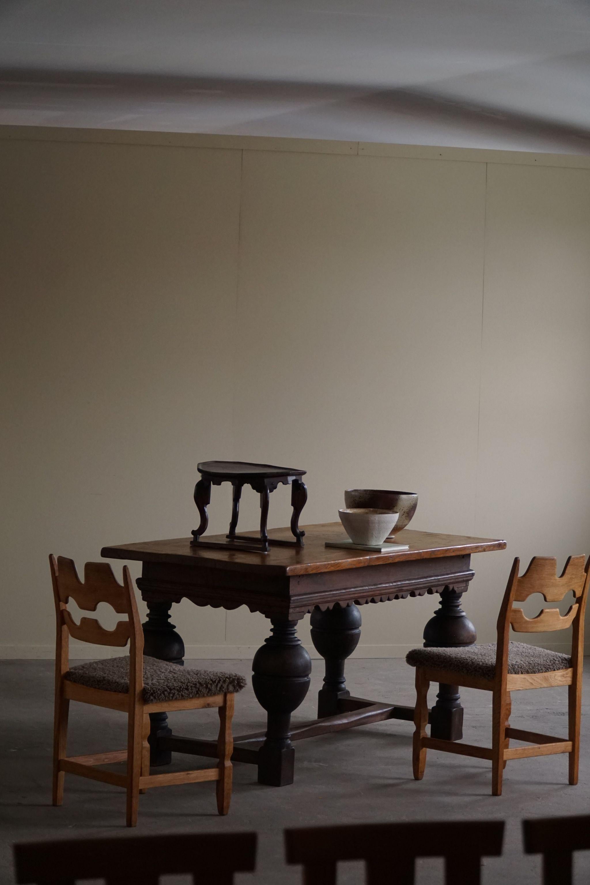 Brutalist 19th Century Antique Baroque Dining / Desk Table in Oak, Danish Cabinetmaker For Sale