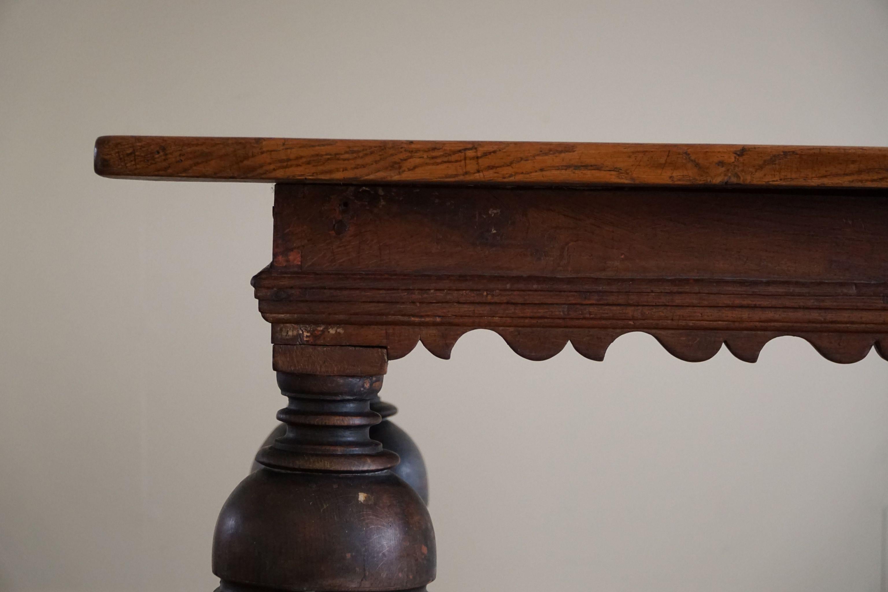19th Century Antique Baroque Dining / Desk Table in Oak, Danish Cabinetmaker For Sale 3