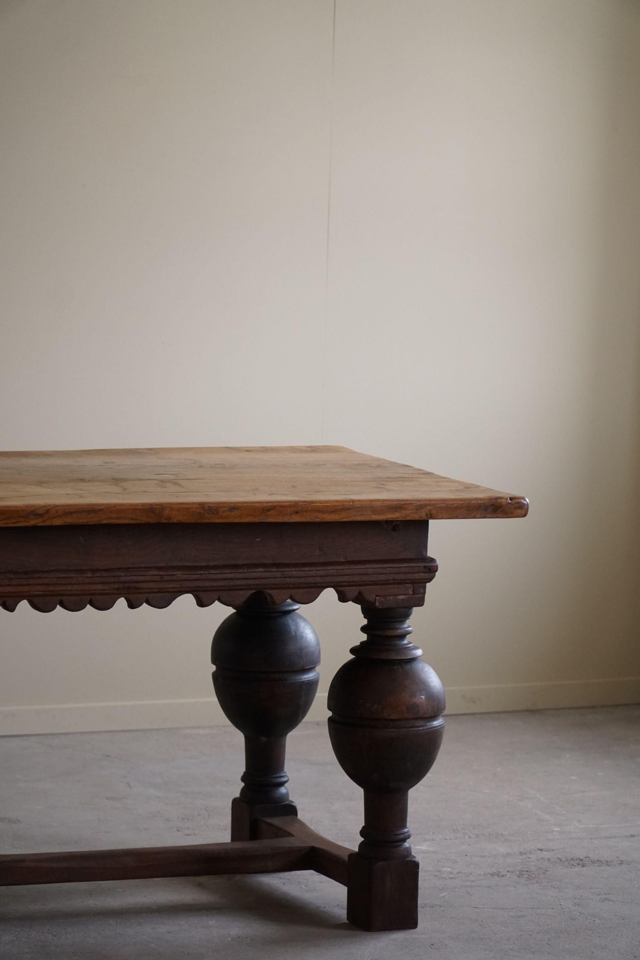 19th Century Antique Baroque Dining / Desk Table in Oak, Danish Cabinetmaker For Sale 4